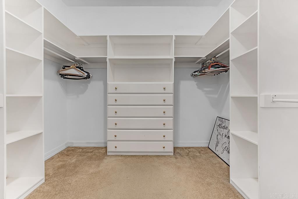 TALL OAKS SUBD. - Residential