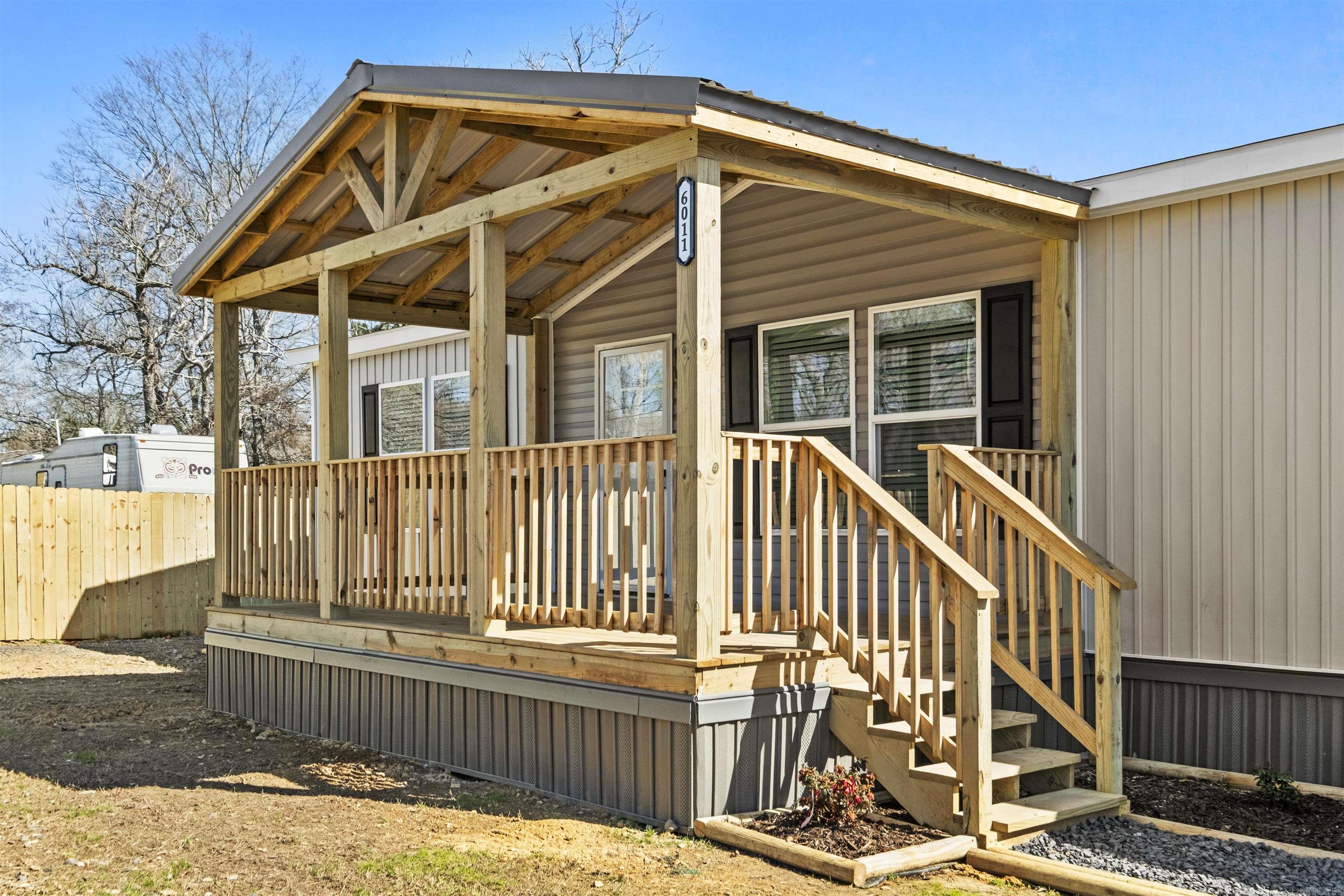 LAKE FARM - Residential