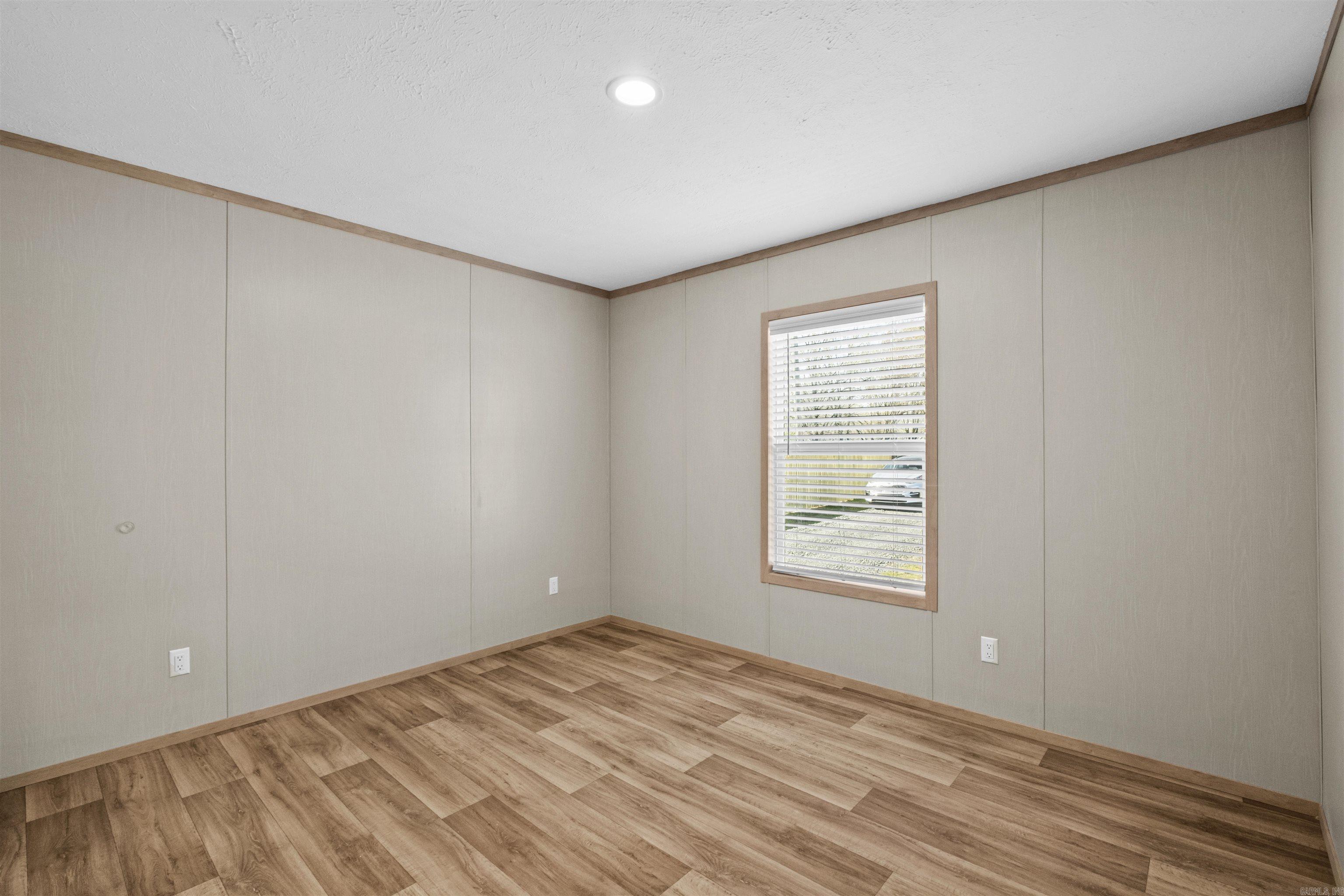 LAKE FARM - Residential