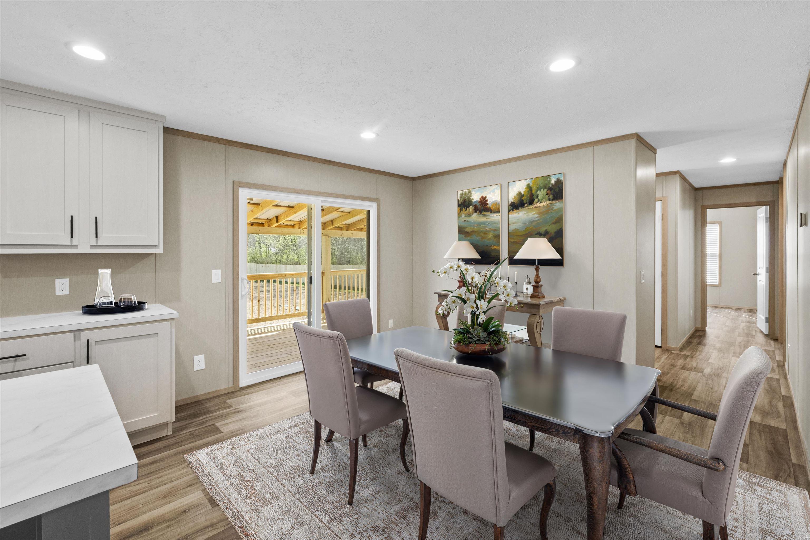 LAKE FARM - Residential