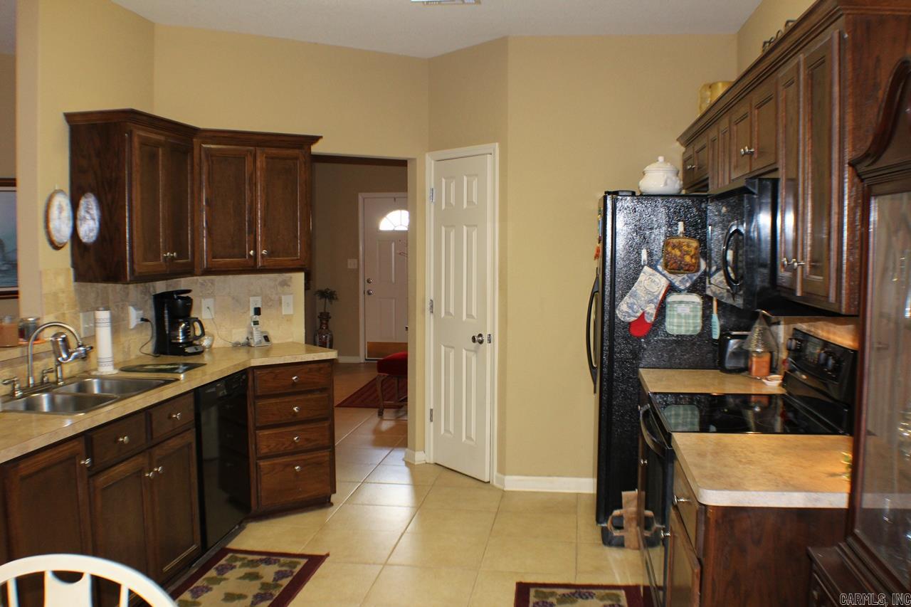 West Oak Village Phase II - Residential