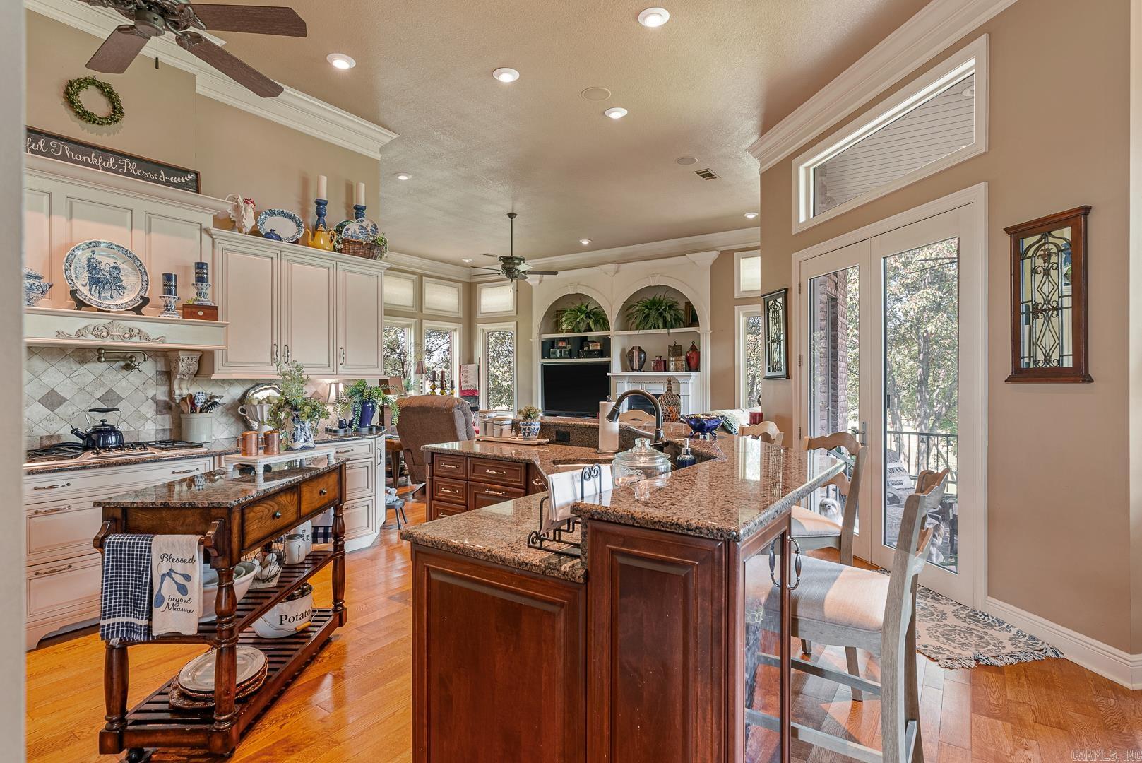 Ridge Point - Residential