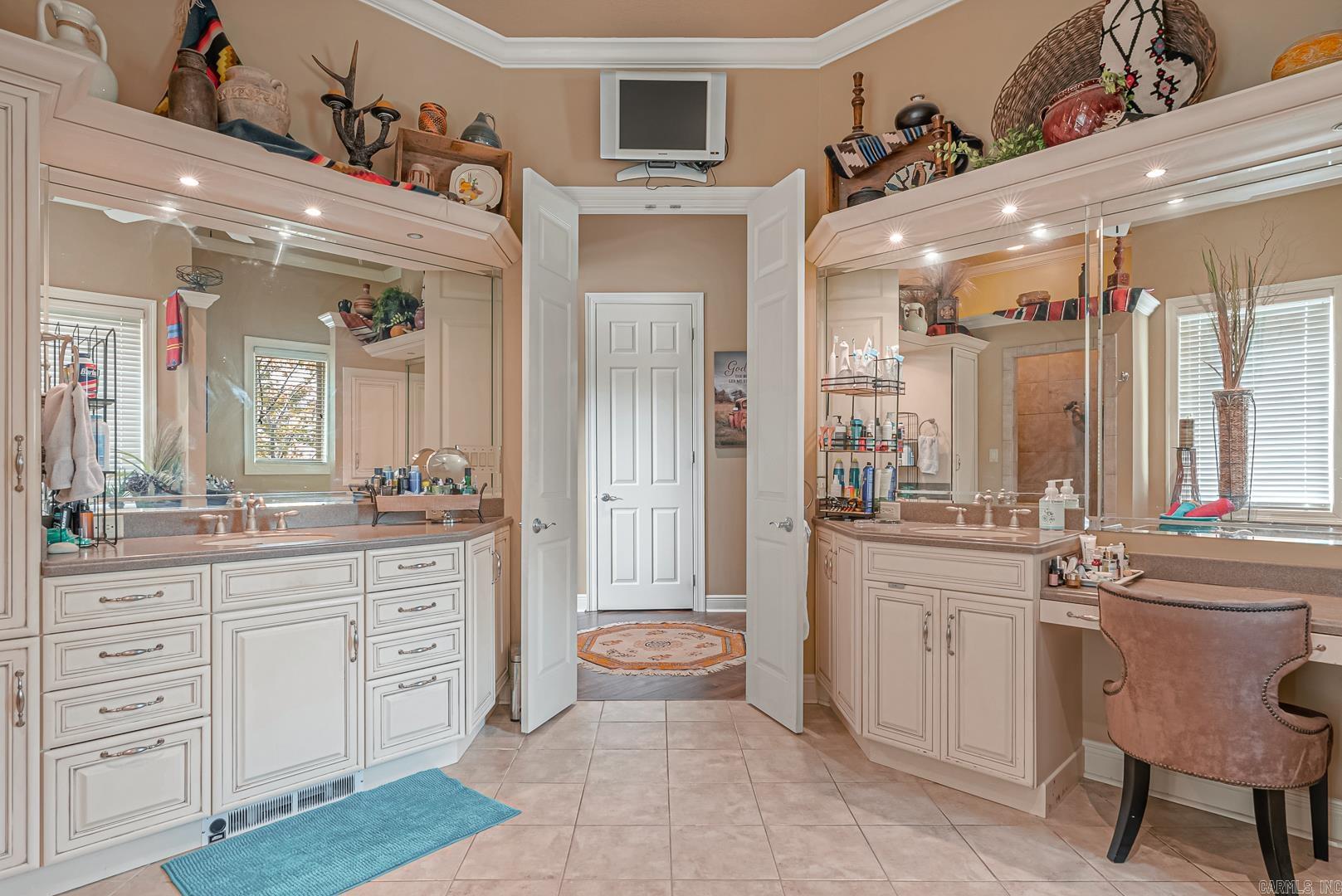 Ridge Point - Residential