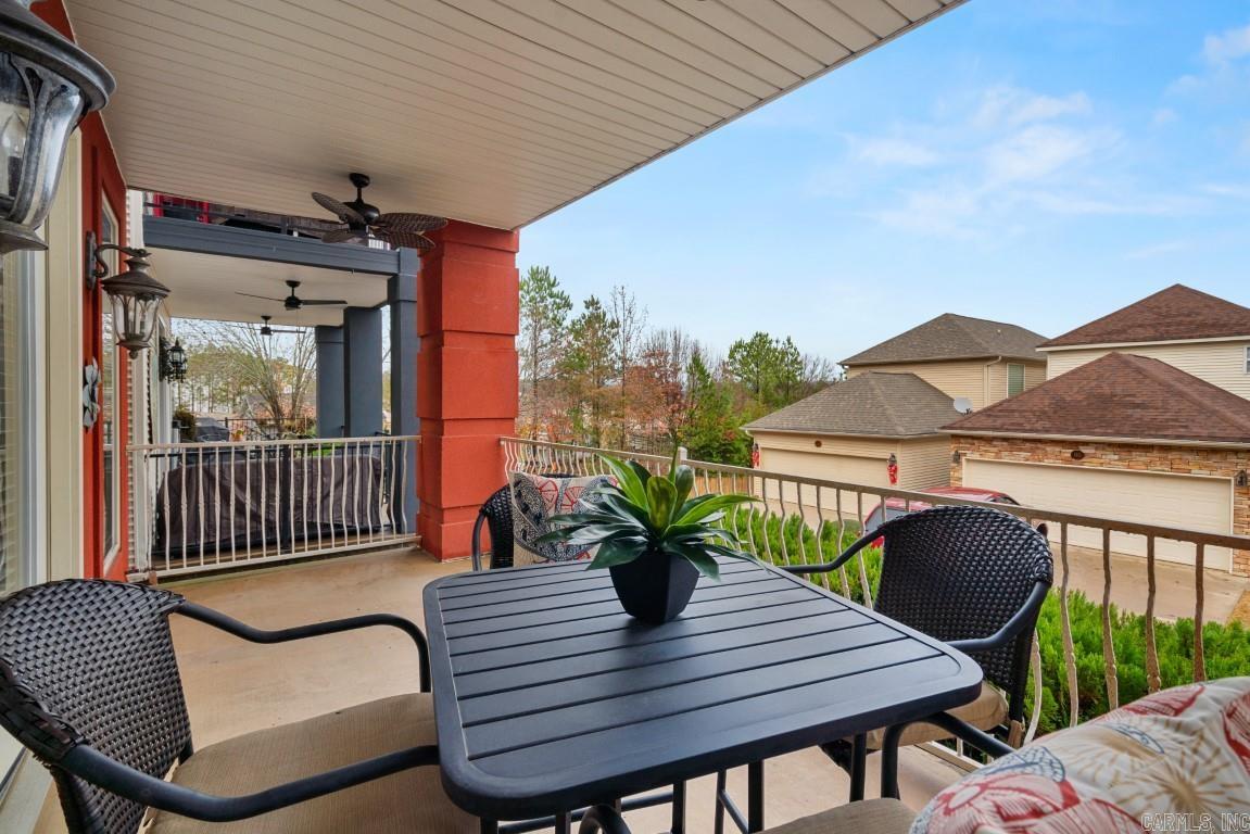 MAJESTIC LAKE VILLAGE TOWNHOMES - Residential