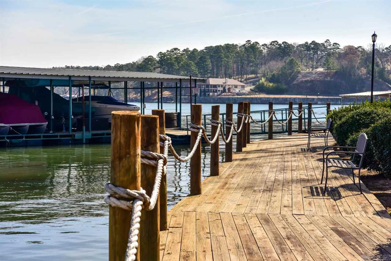 MAJESTIC LAKE VILLAGE TOWNHOMES - Residential