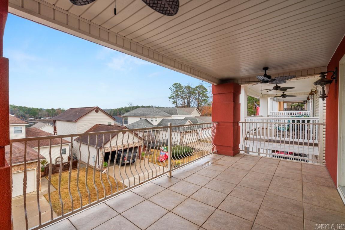 MAJESTIC LAKE VILLAGE TOWNHOMES - Residential