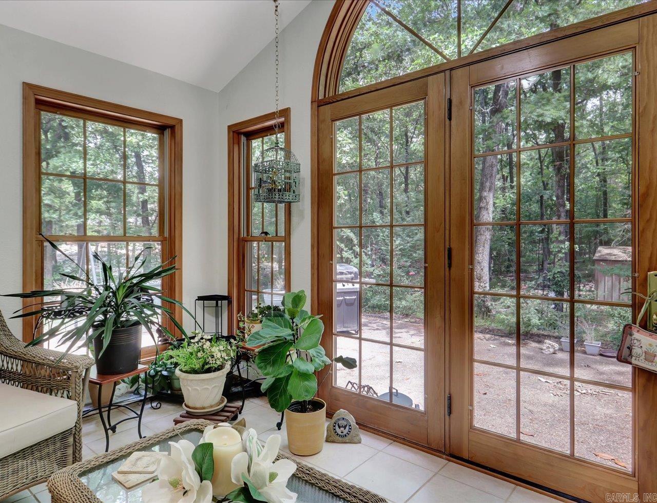 ISABELLA - Residential