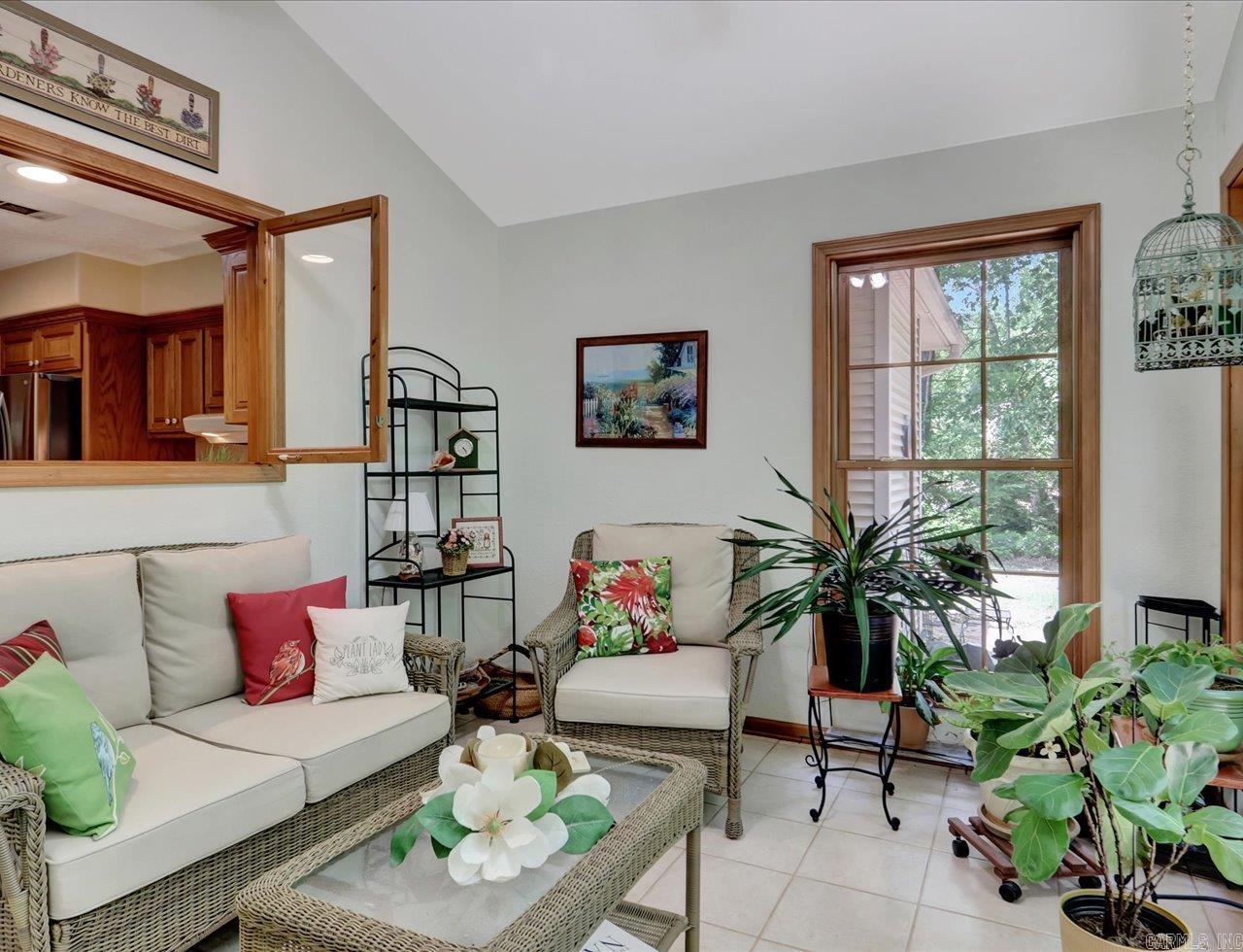 ISABELLA - Residential