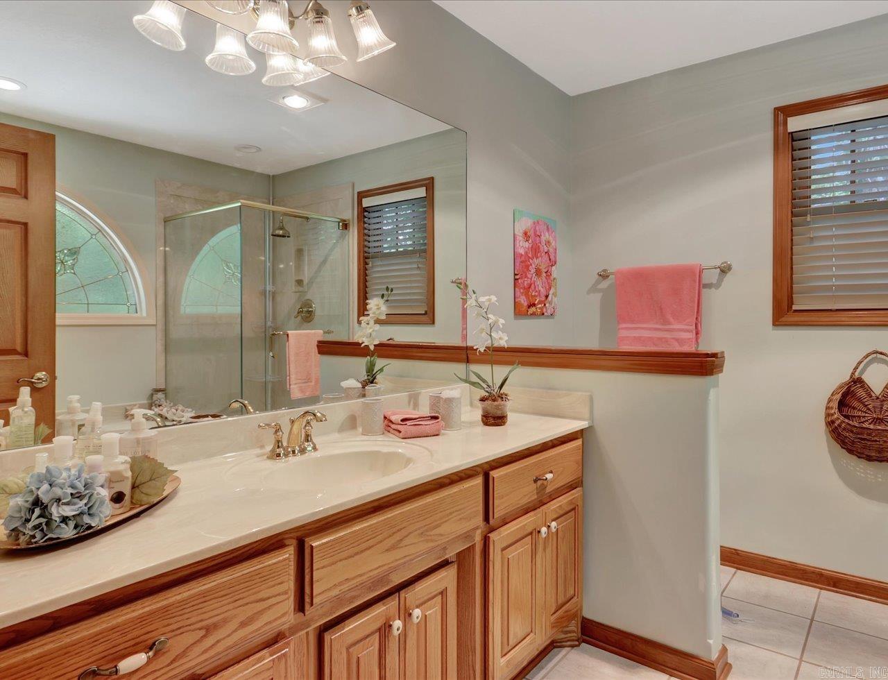 ISABELLA - Residential