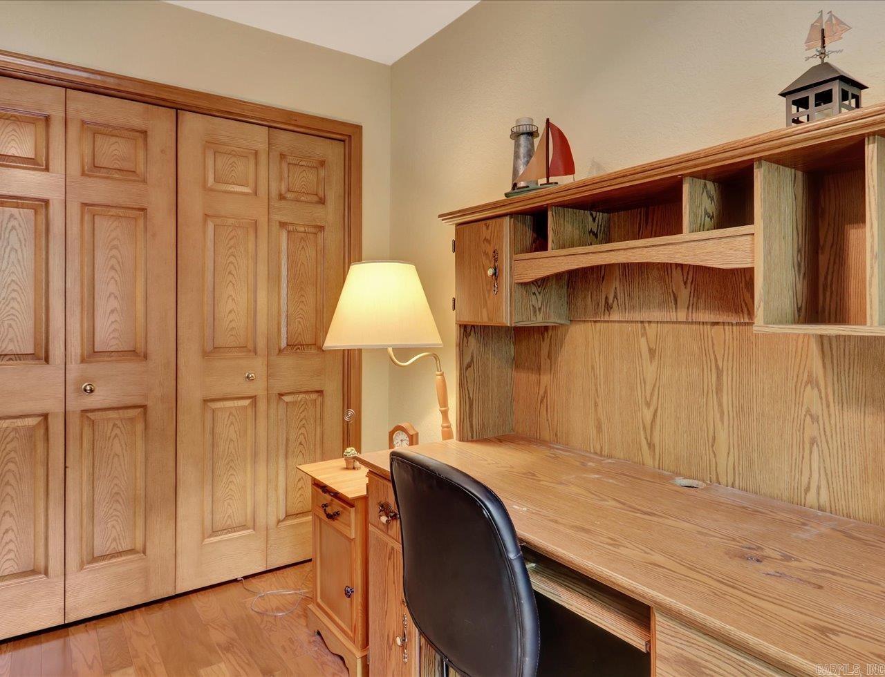 ISABELLA - Residential