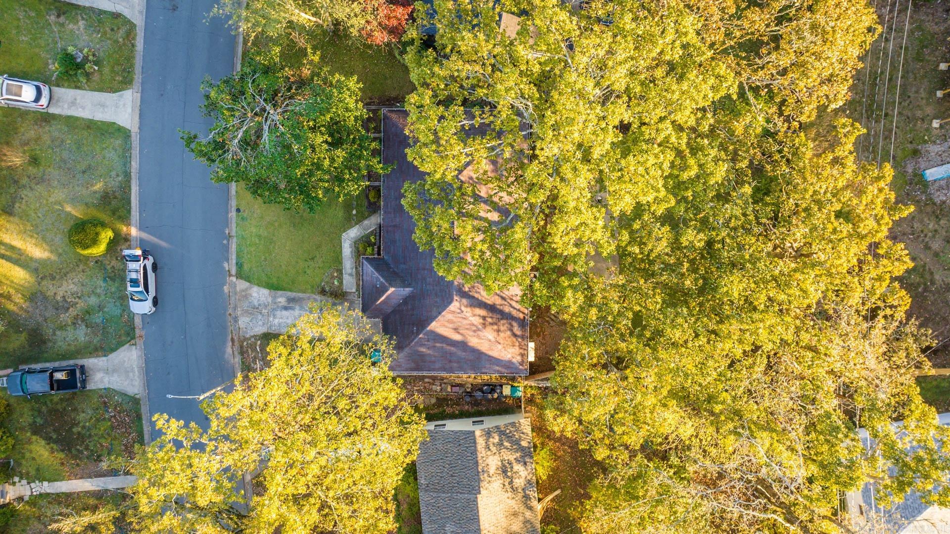 KINGWOOD PLACE - Residential