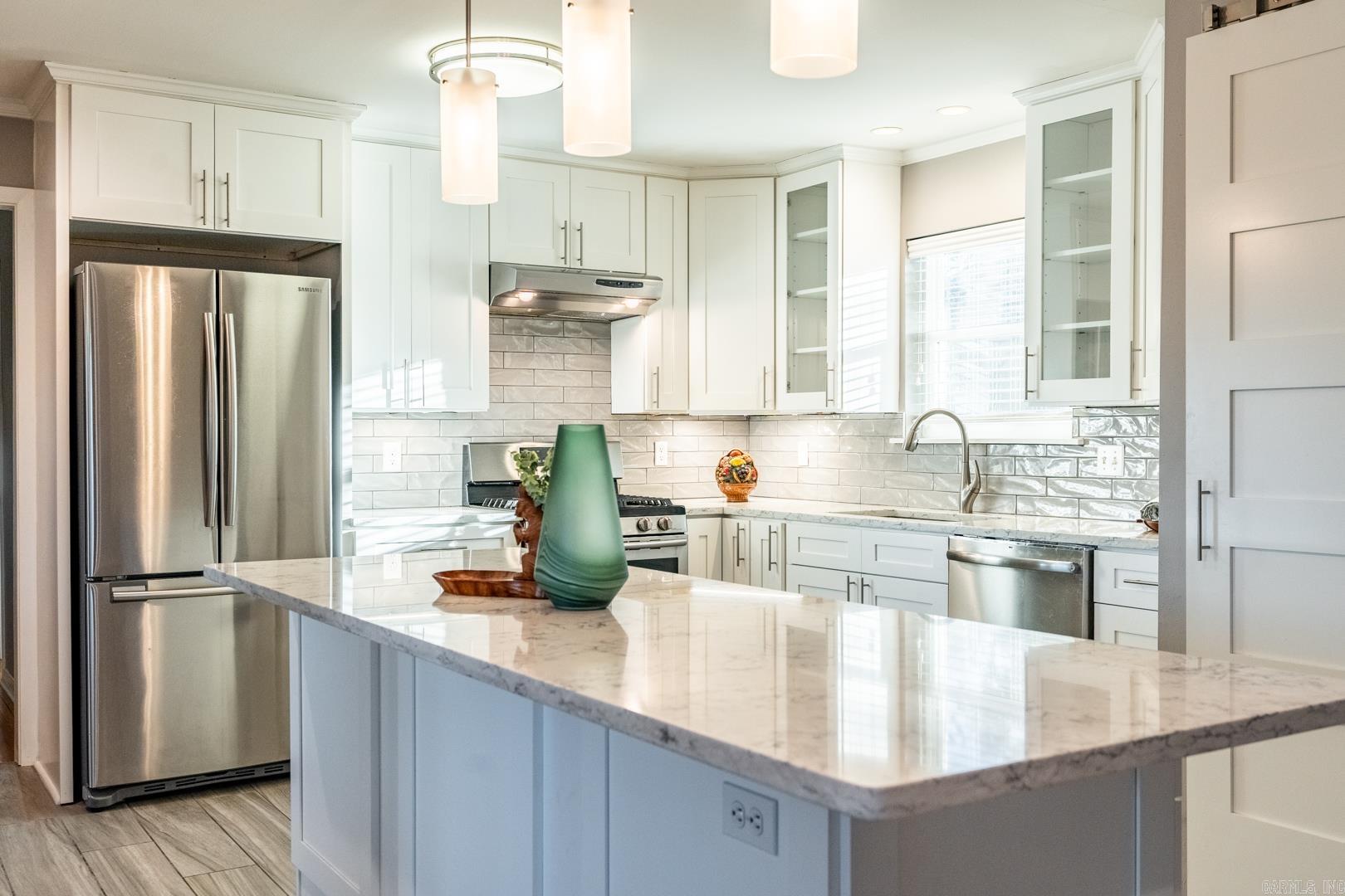 KINGWOOD PLACE - Residential