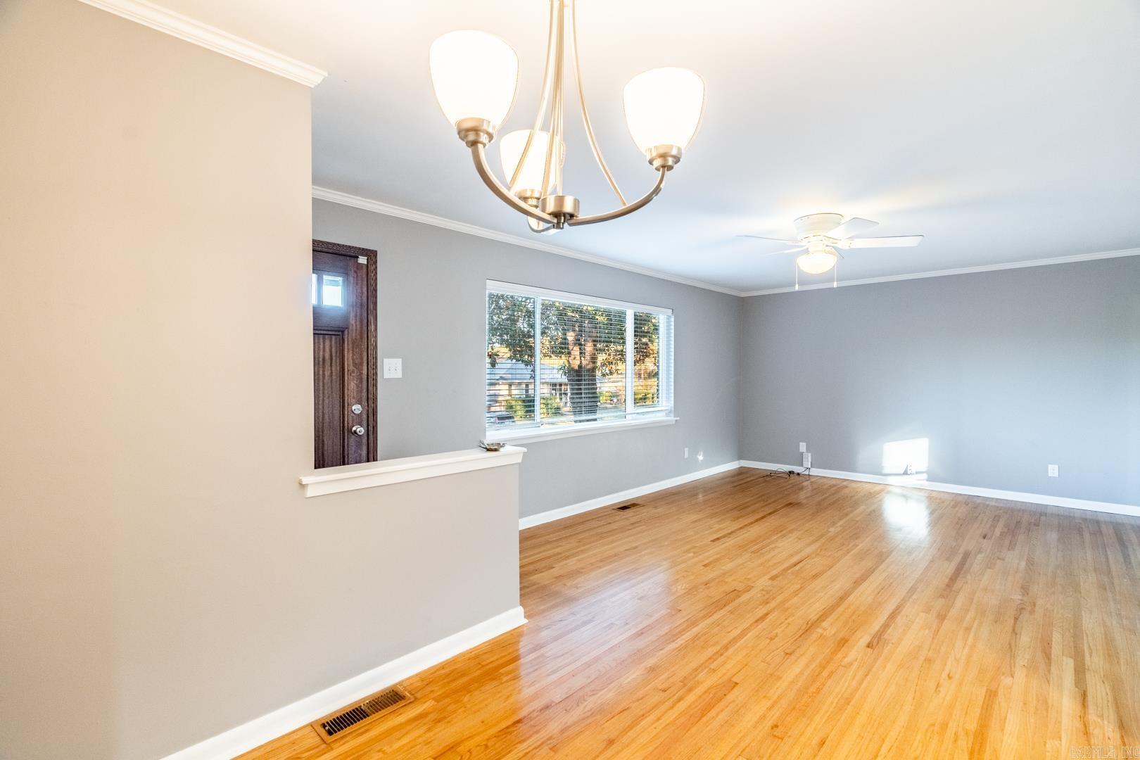 KINGWOOD PLACE - Residential