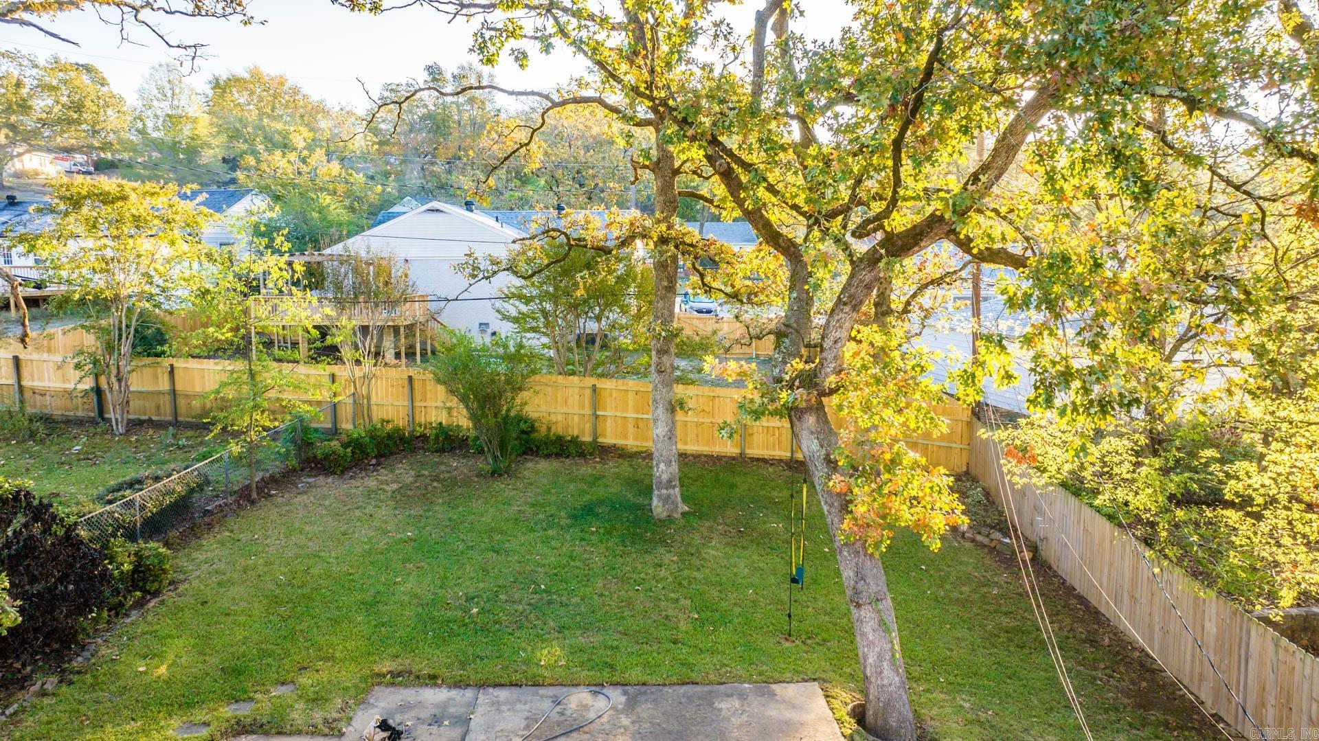 KINGWOOD PLACE - Residential