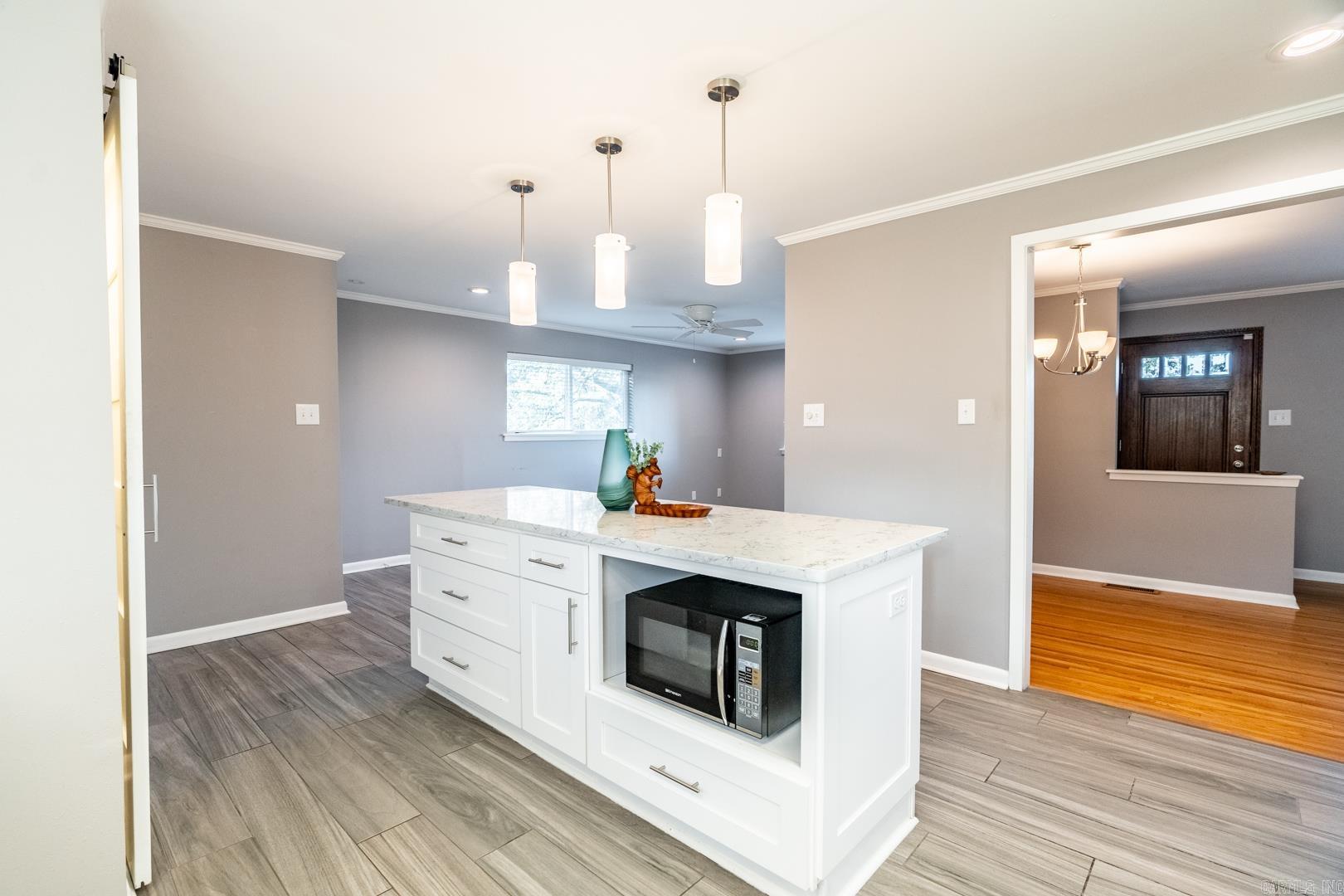 KINGWOOD PLACE - Residential