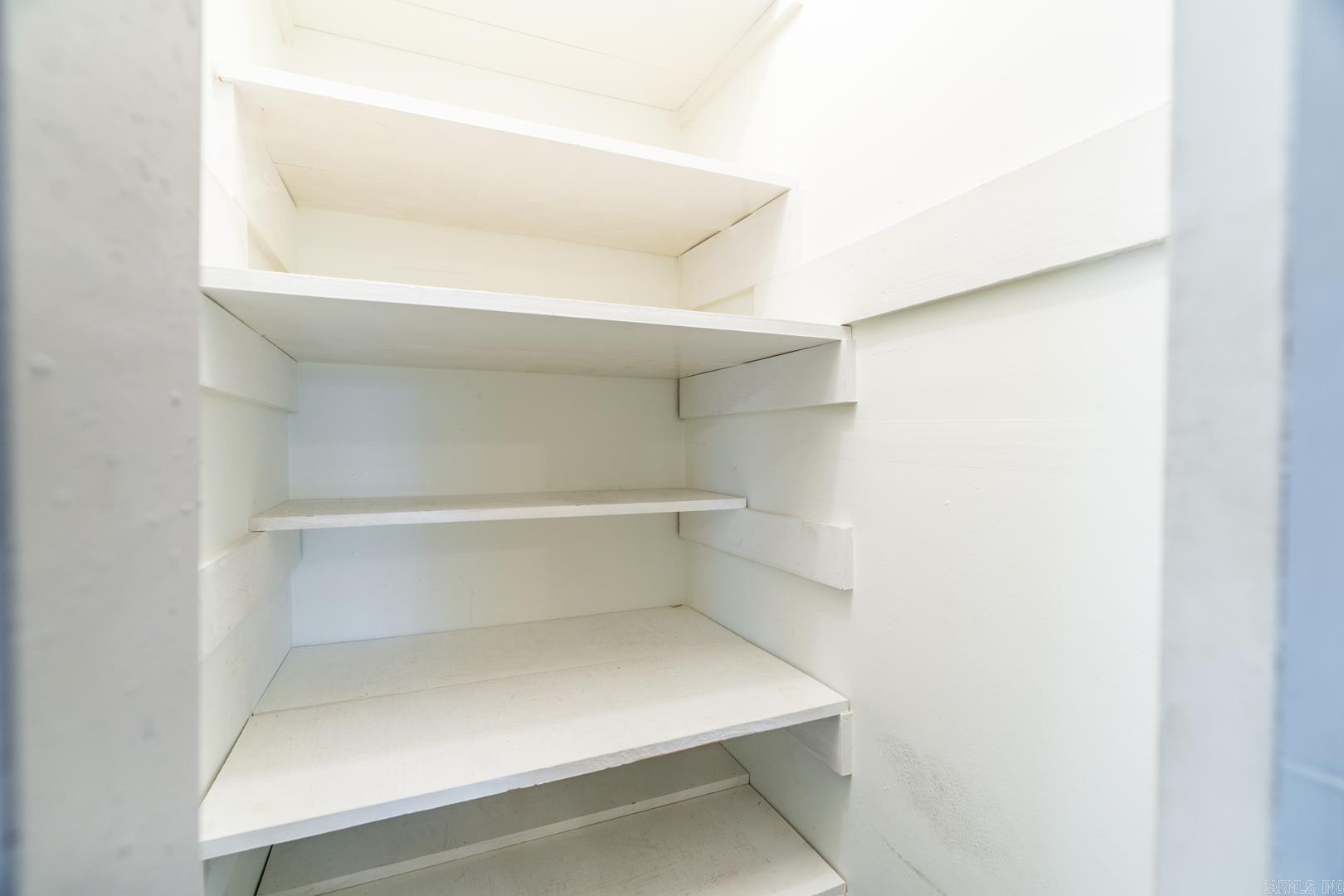 KINGWOOD PLACE - Residential