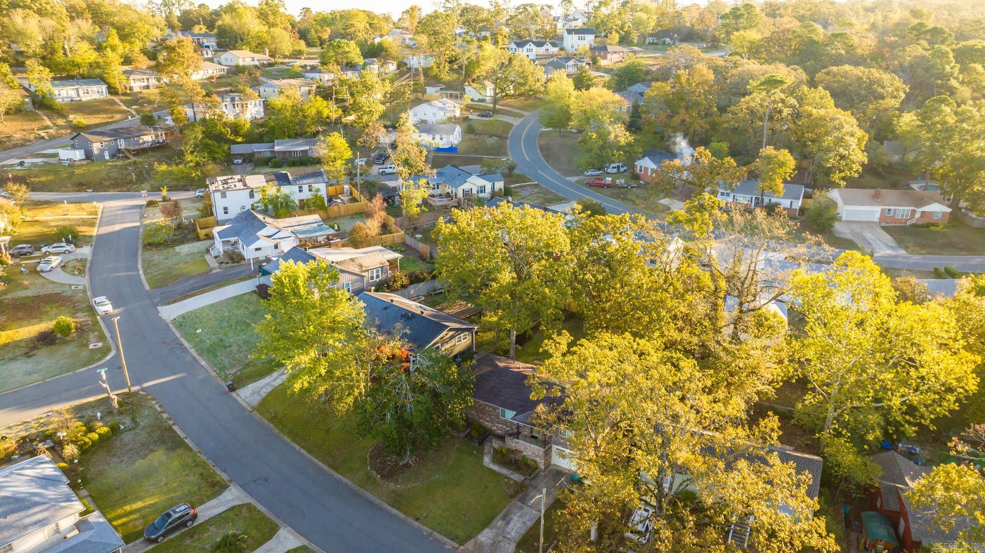 KINGWOOD PLACE - Residential