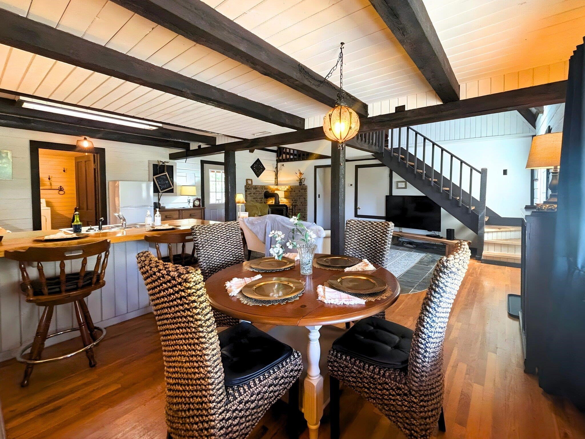 STARFALLS CABIN SHARES - Residential