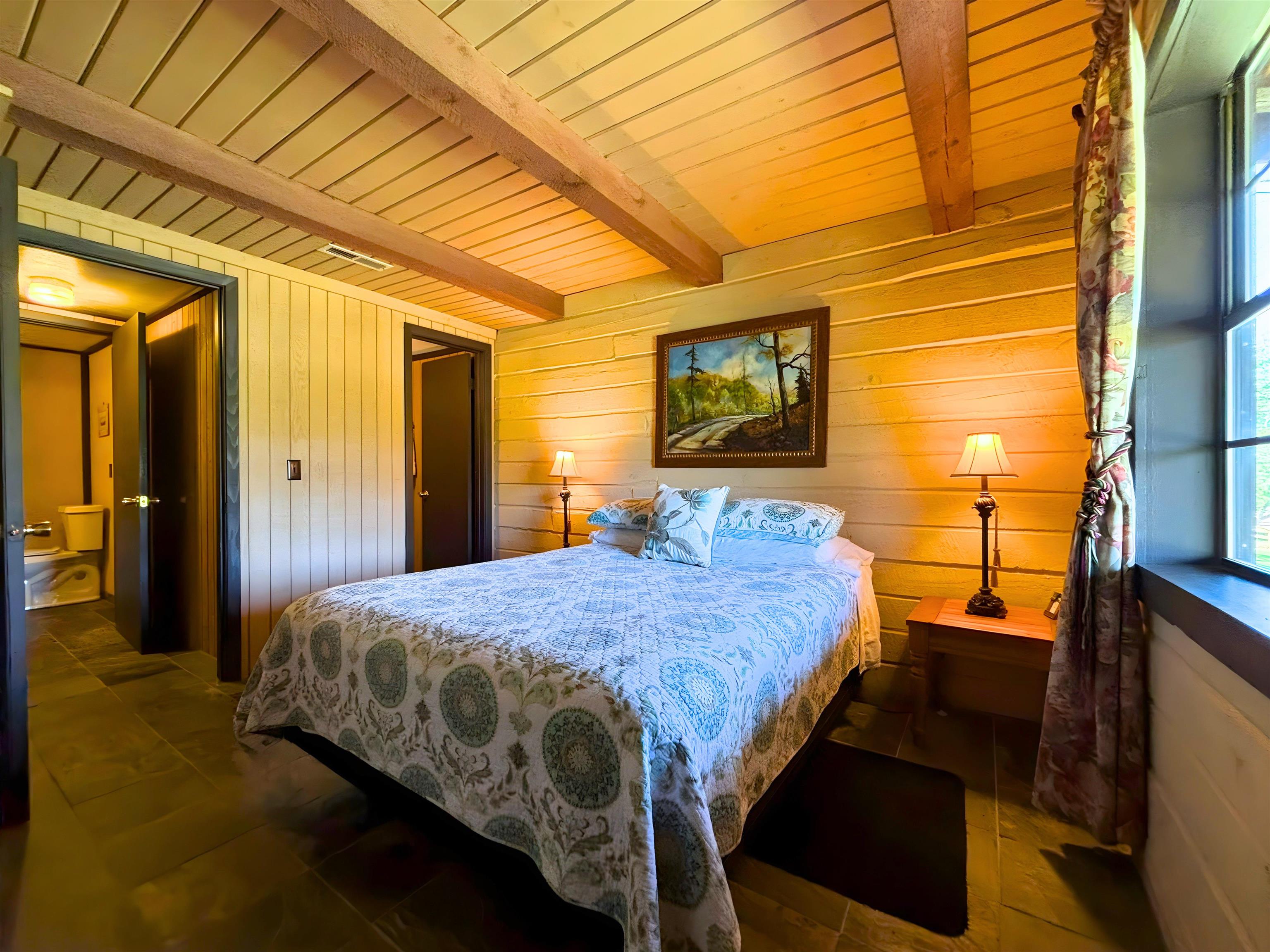 STARFALLS CABIN SHARES - Residential