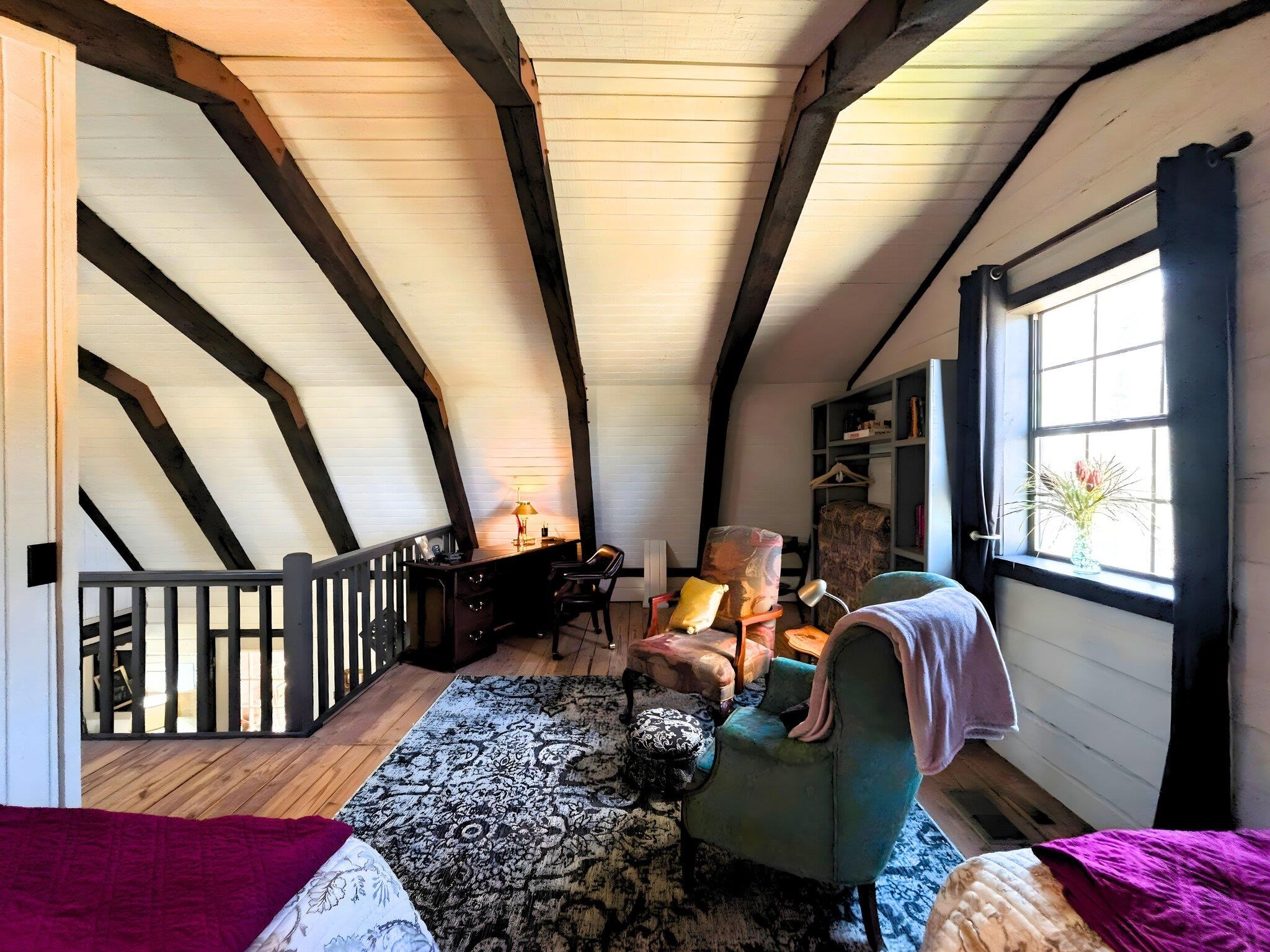 STARFALLS CABIN SHARES - Residential