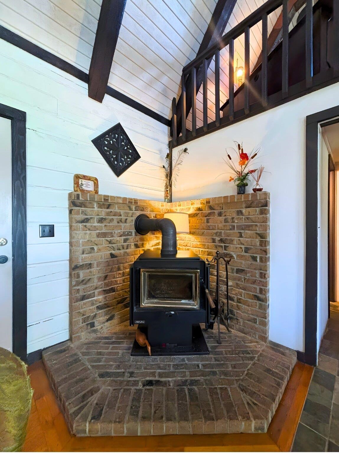 STARFALLS CABIN SHARES - Residential