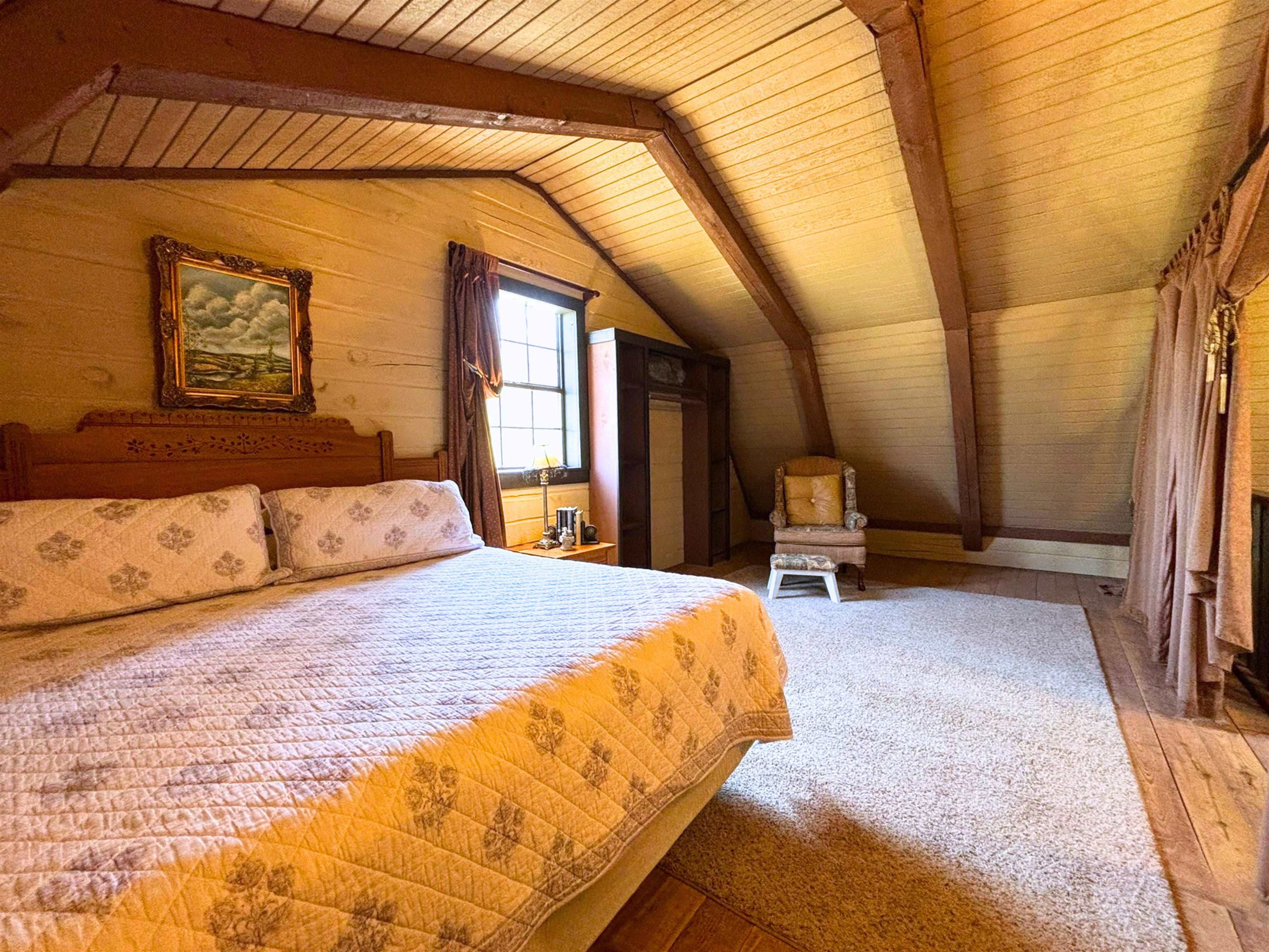 STARFALLS CABIN SHARES - Residential