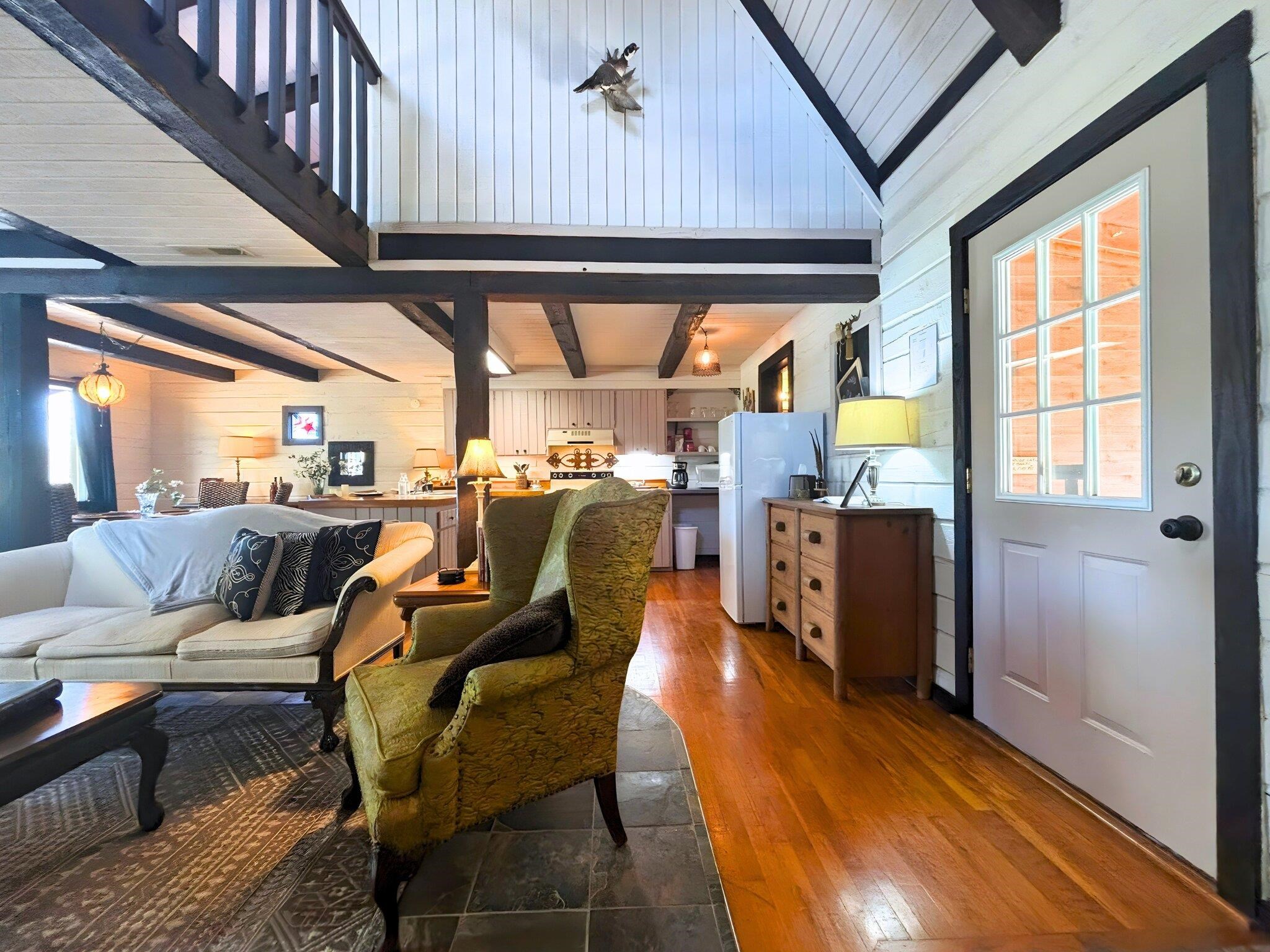 STARFALLS CABIN SHARES - Residential