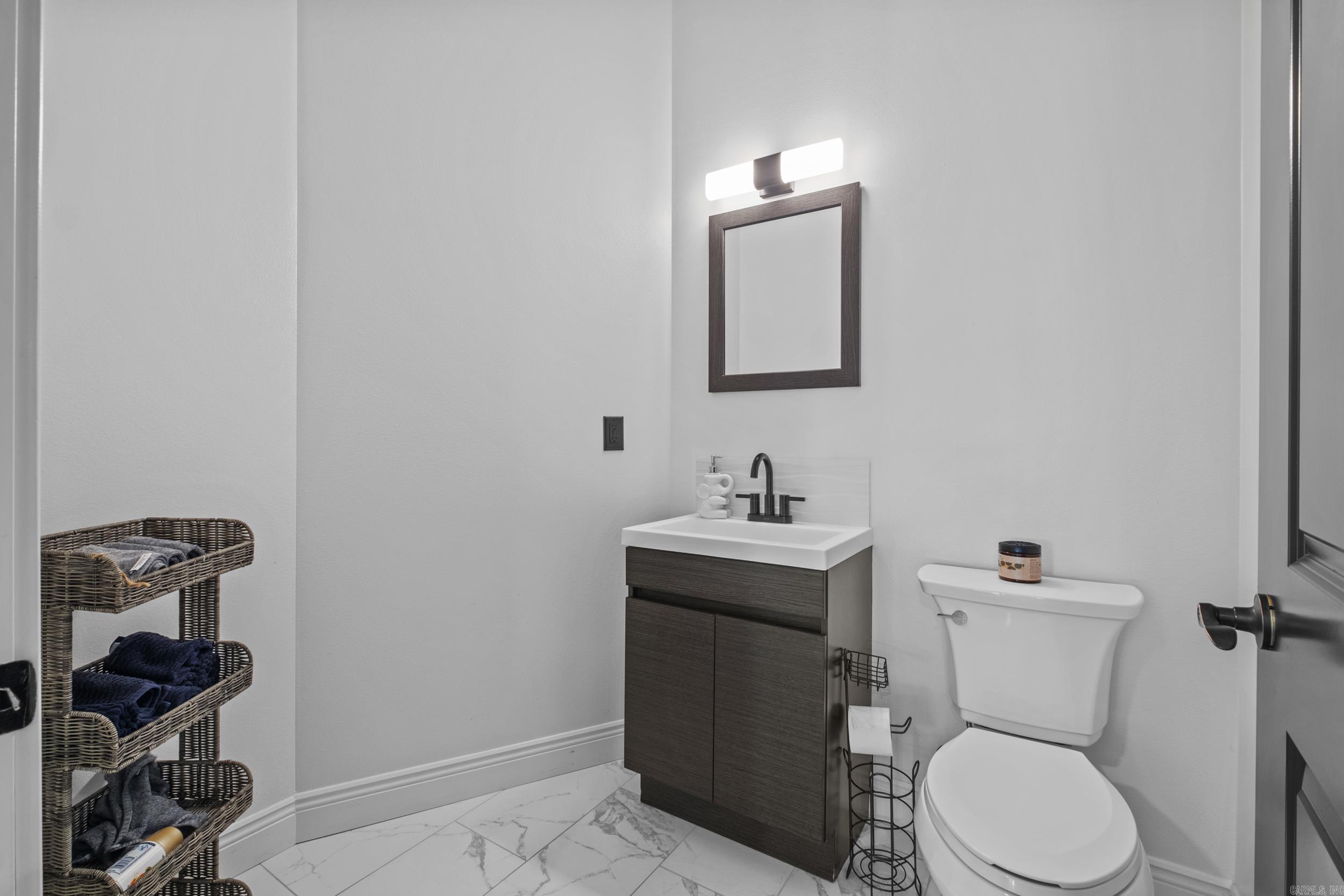 RIVER OAKS - Residential