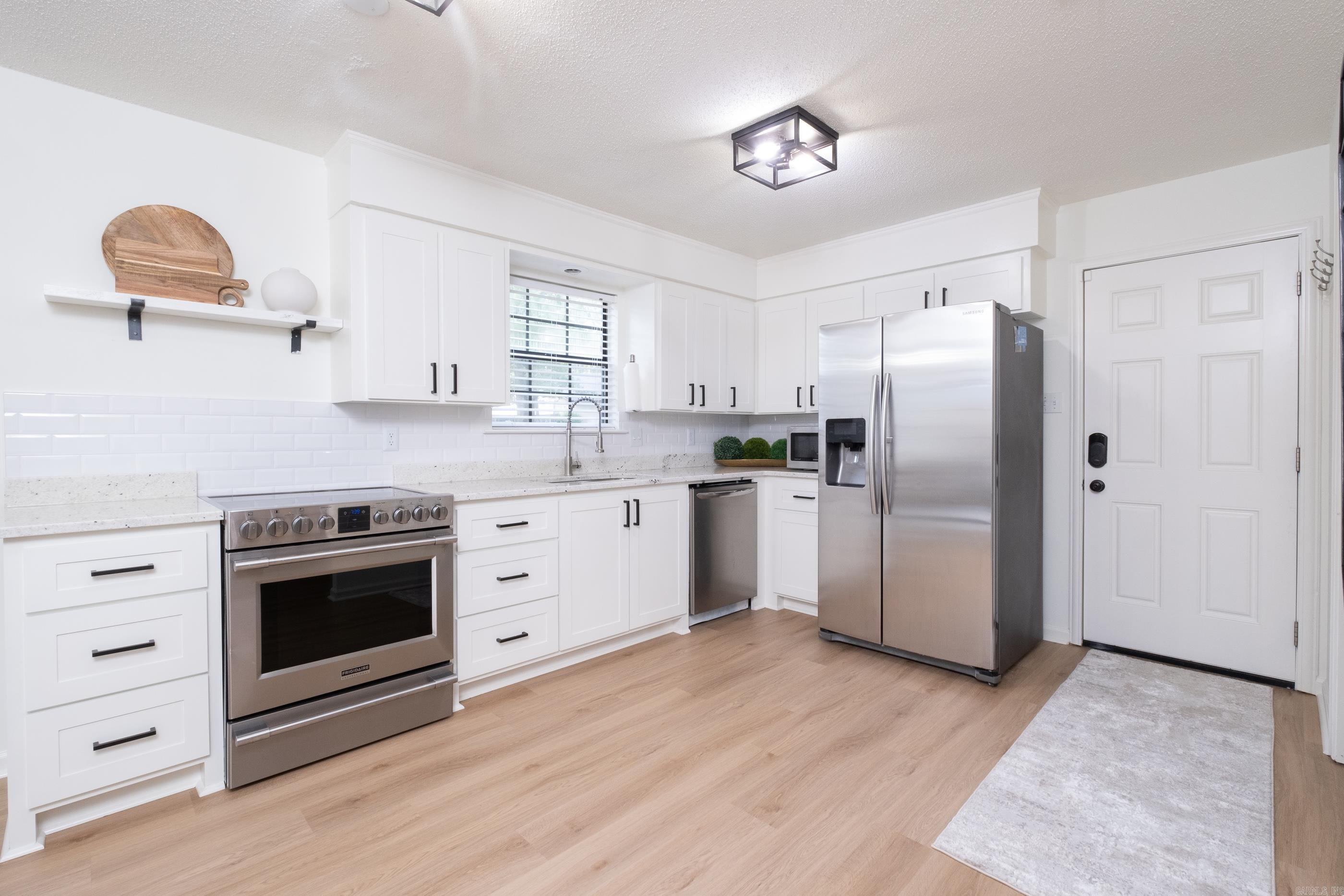 TIMBER RIDGE - Residential