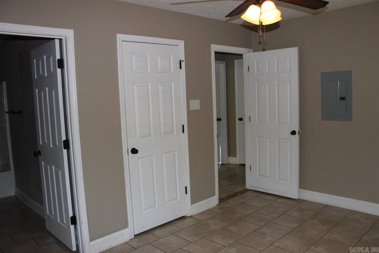 BELLEVUE - Residential Lease