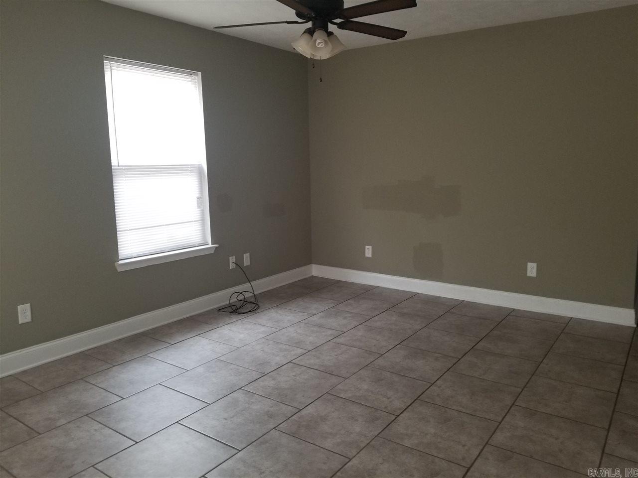 BELLEVUE - Residential Lease