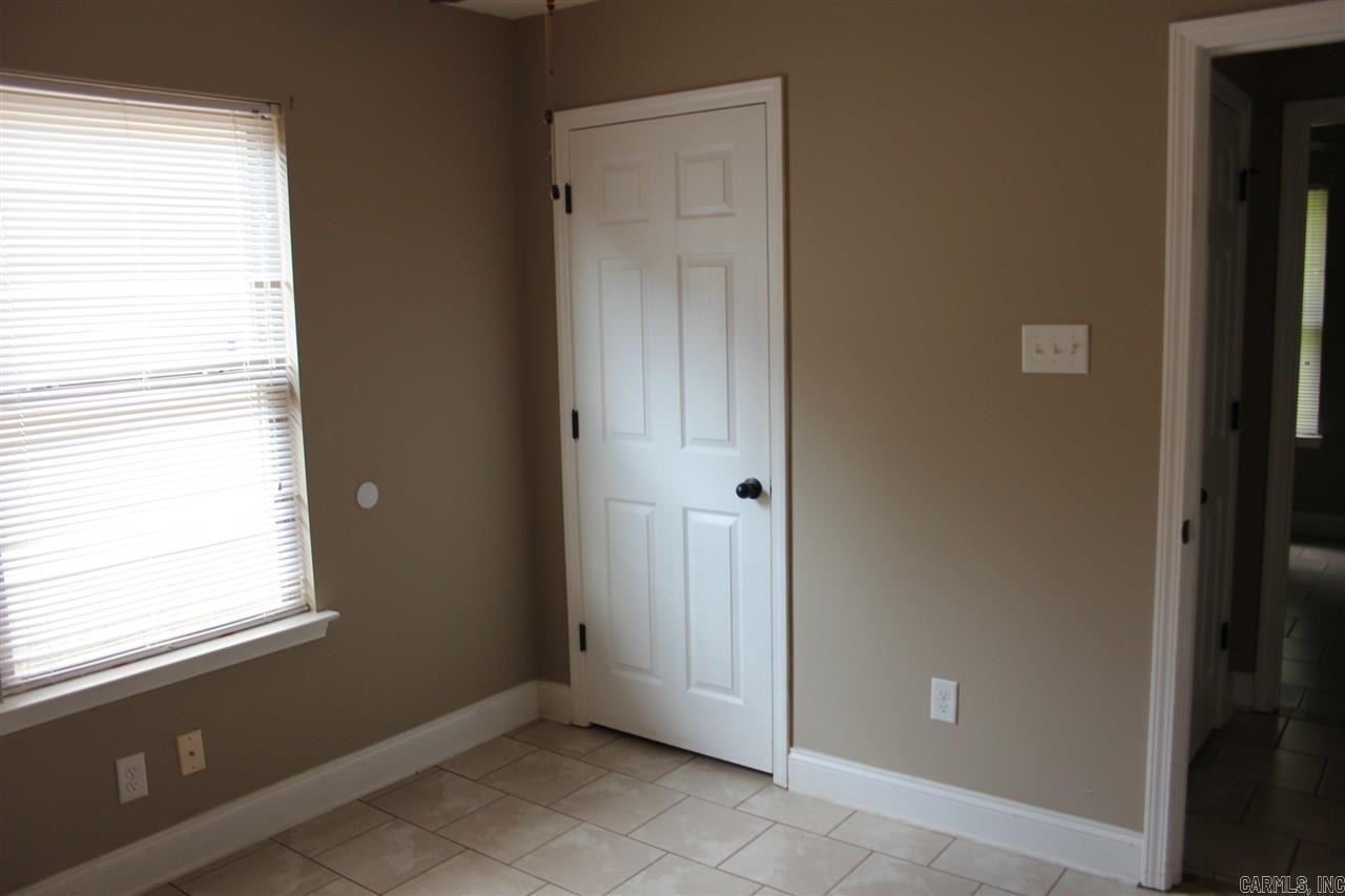 BELLEVUE - Residential Lease