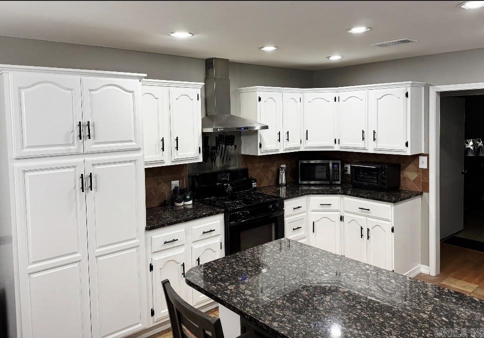 RIVERLAND - Residential