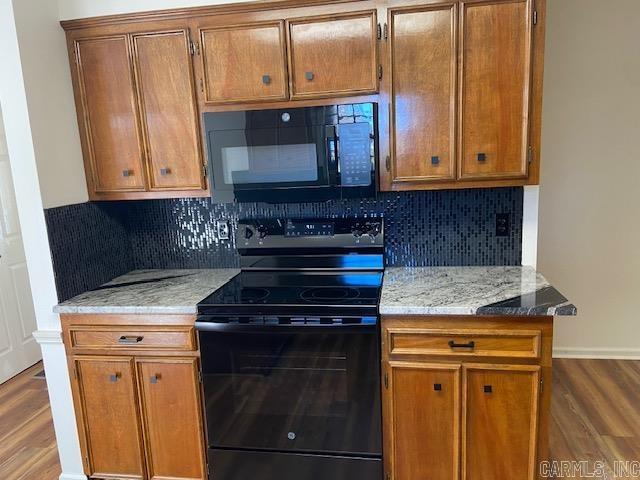 WALNUT VALLEY - Residential