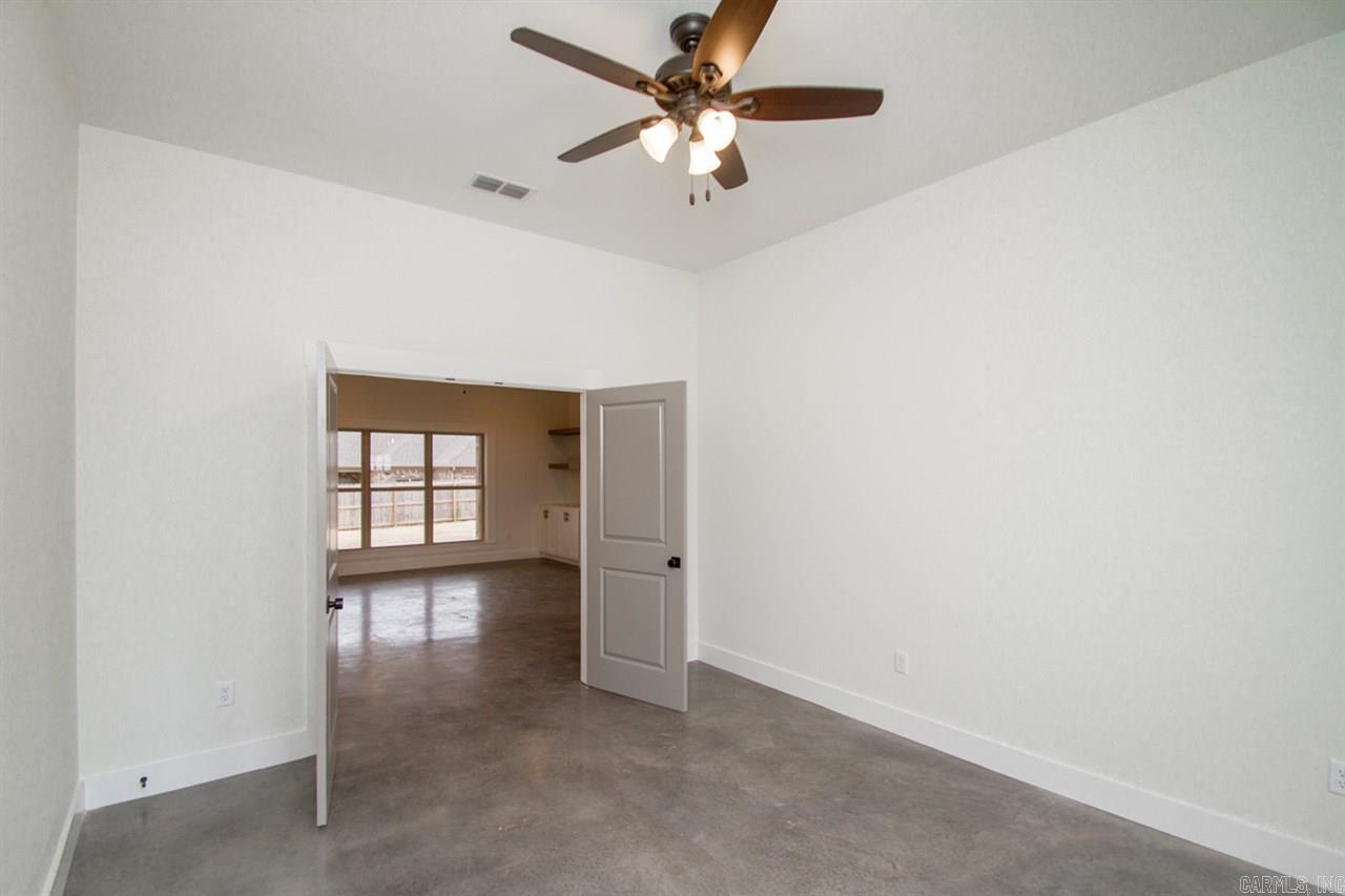 MILLERS GLENN - Residential