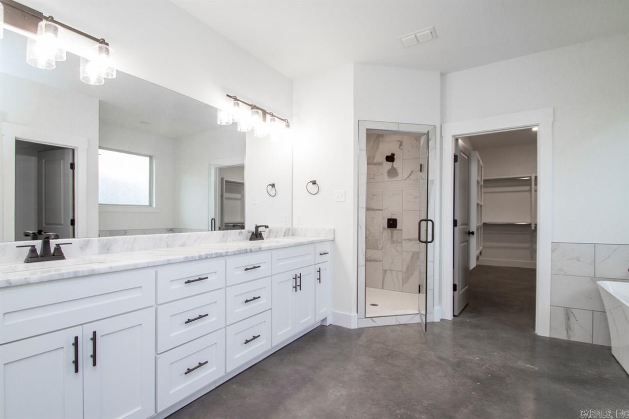 MILLERS GLENN - Residential