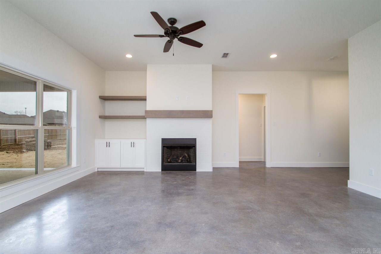 MILLERS GLENN - Residential