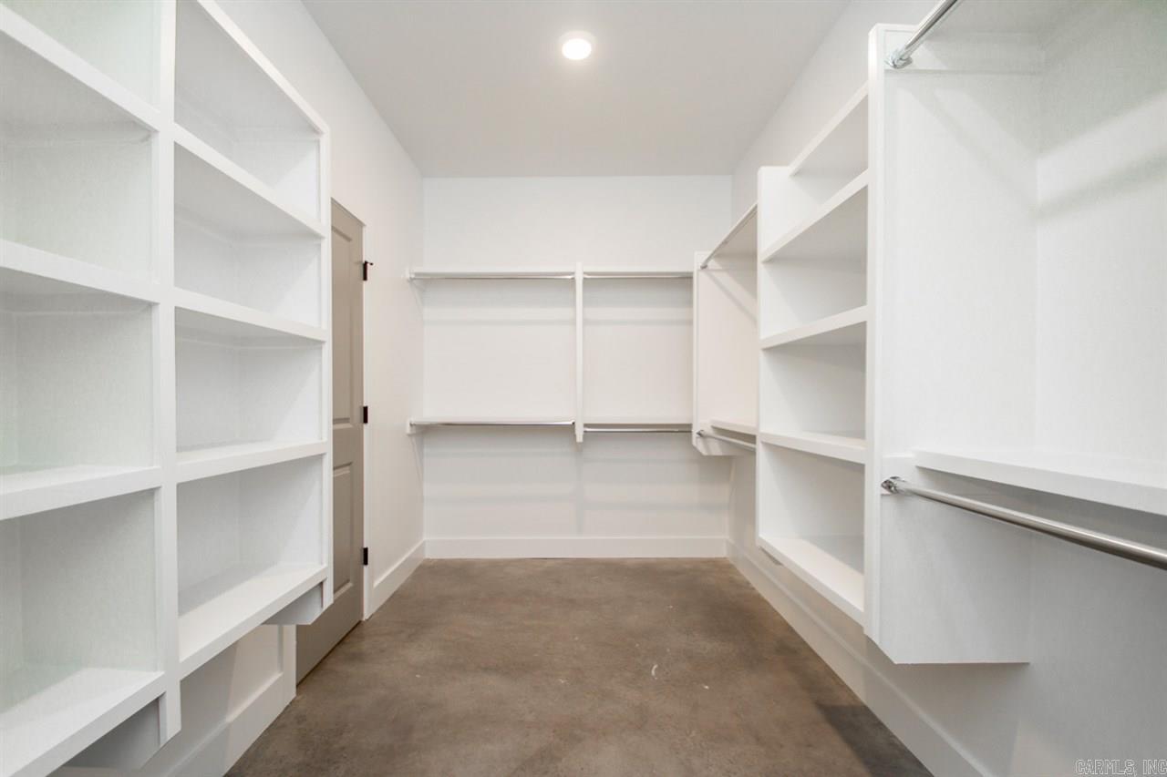 MILLERS GLENN - Residential