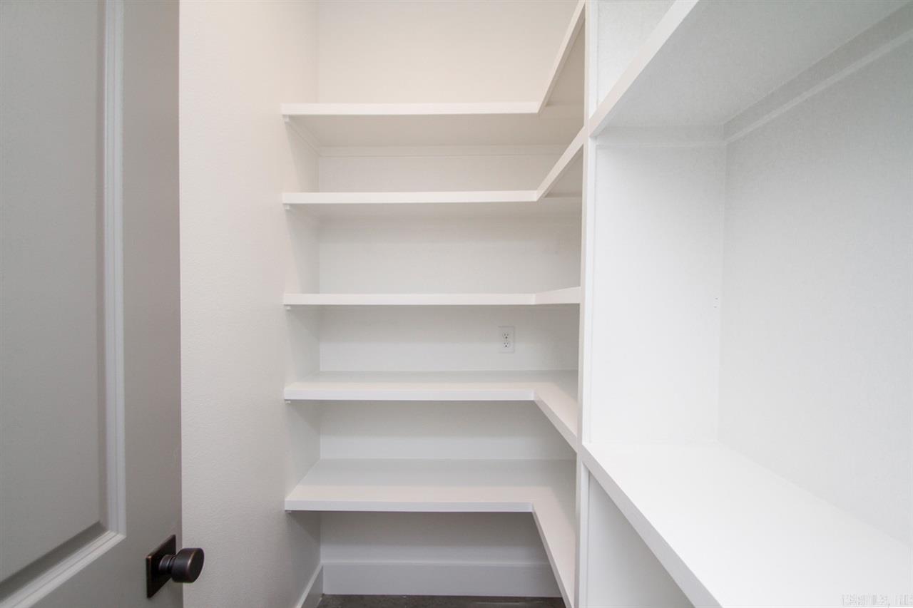 MILLERS GLENN - Residential