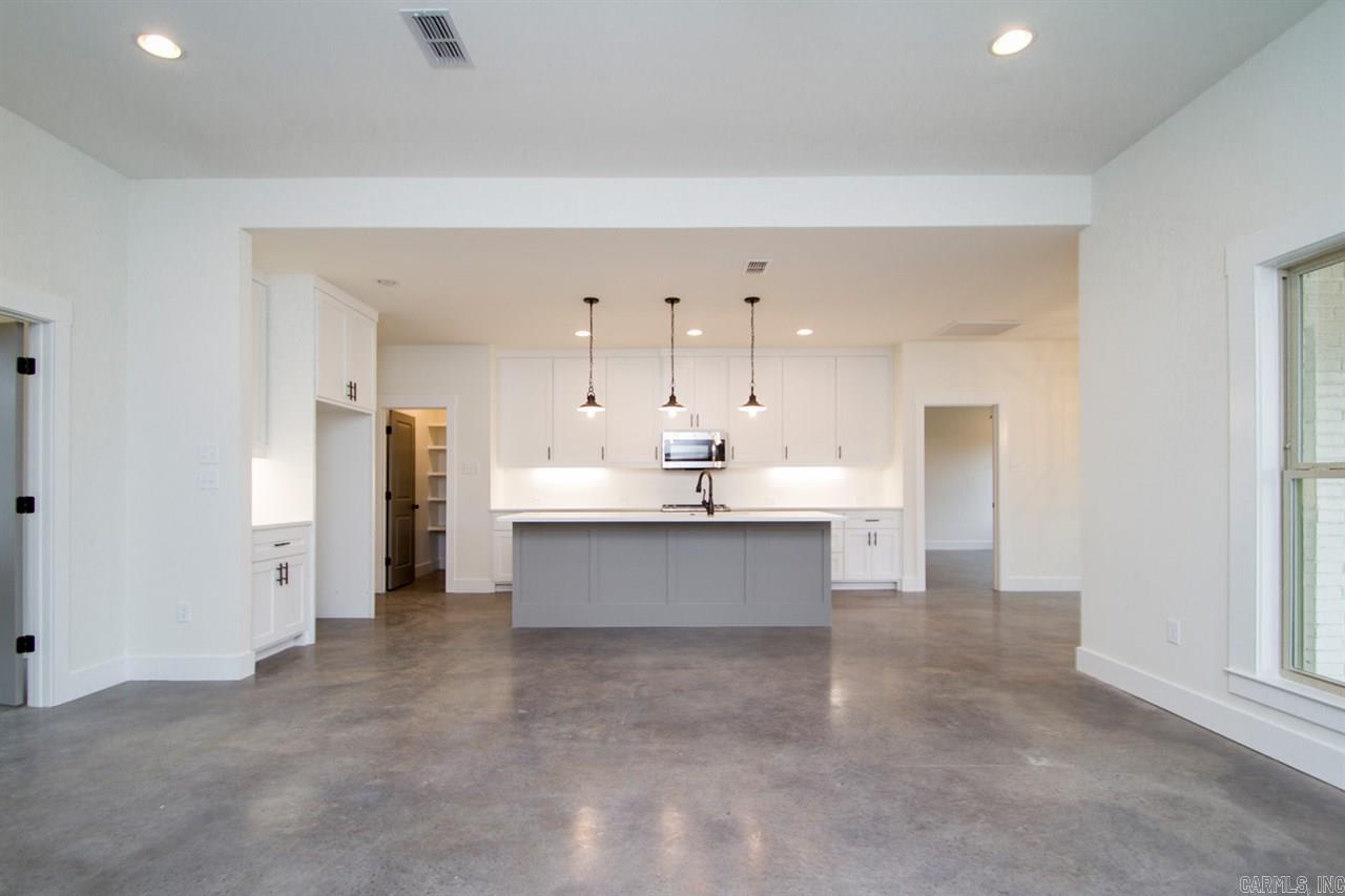 MILLERS GLENN - Residential