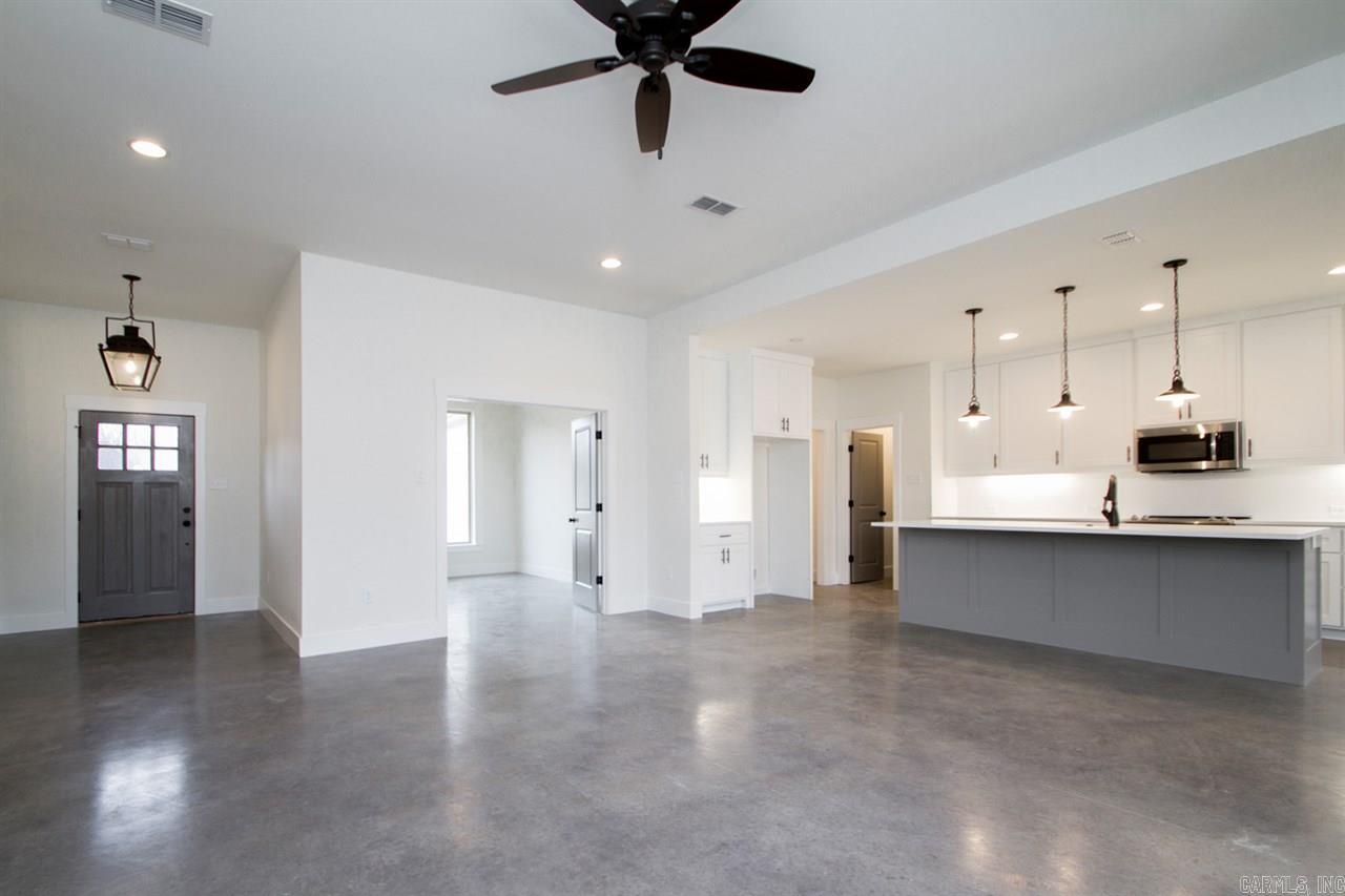 MILLERS GLENN - Residential