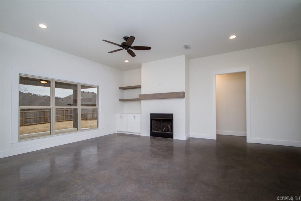 MILLERS GLENN - Residential