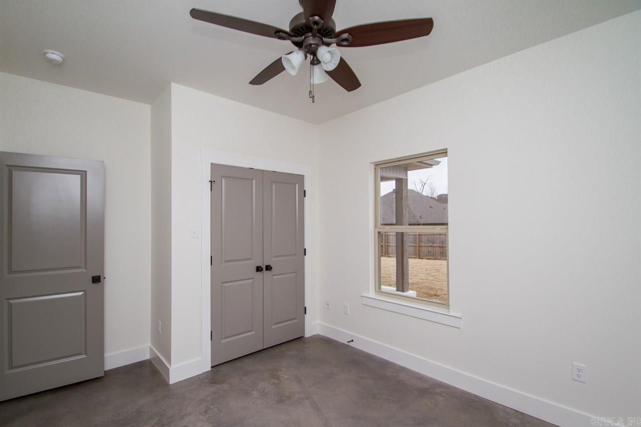 MILLERS GLENN - Residential