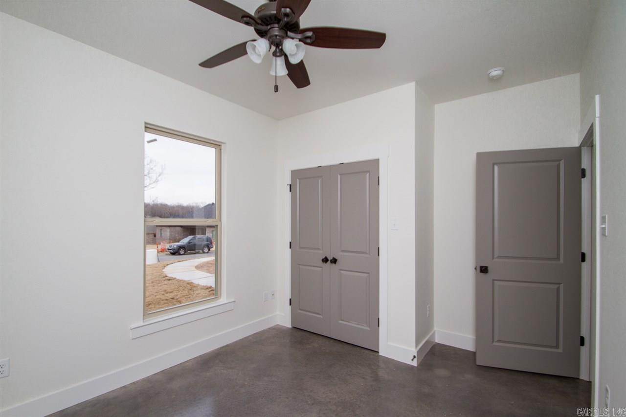 MILLERS GLENN - Residential