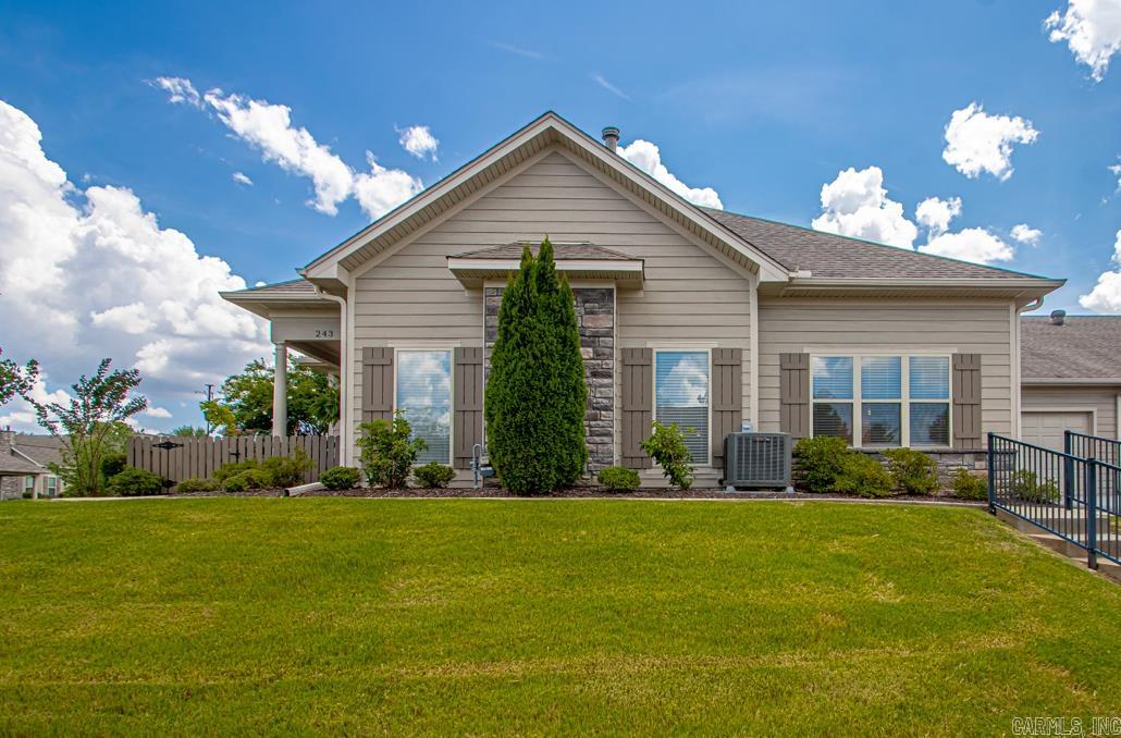 MOUNTAIN TERRACE ESTATES TOWNHOM - Residential