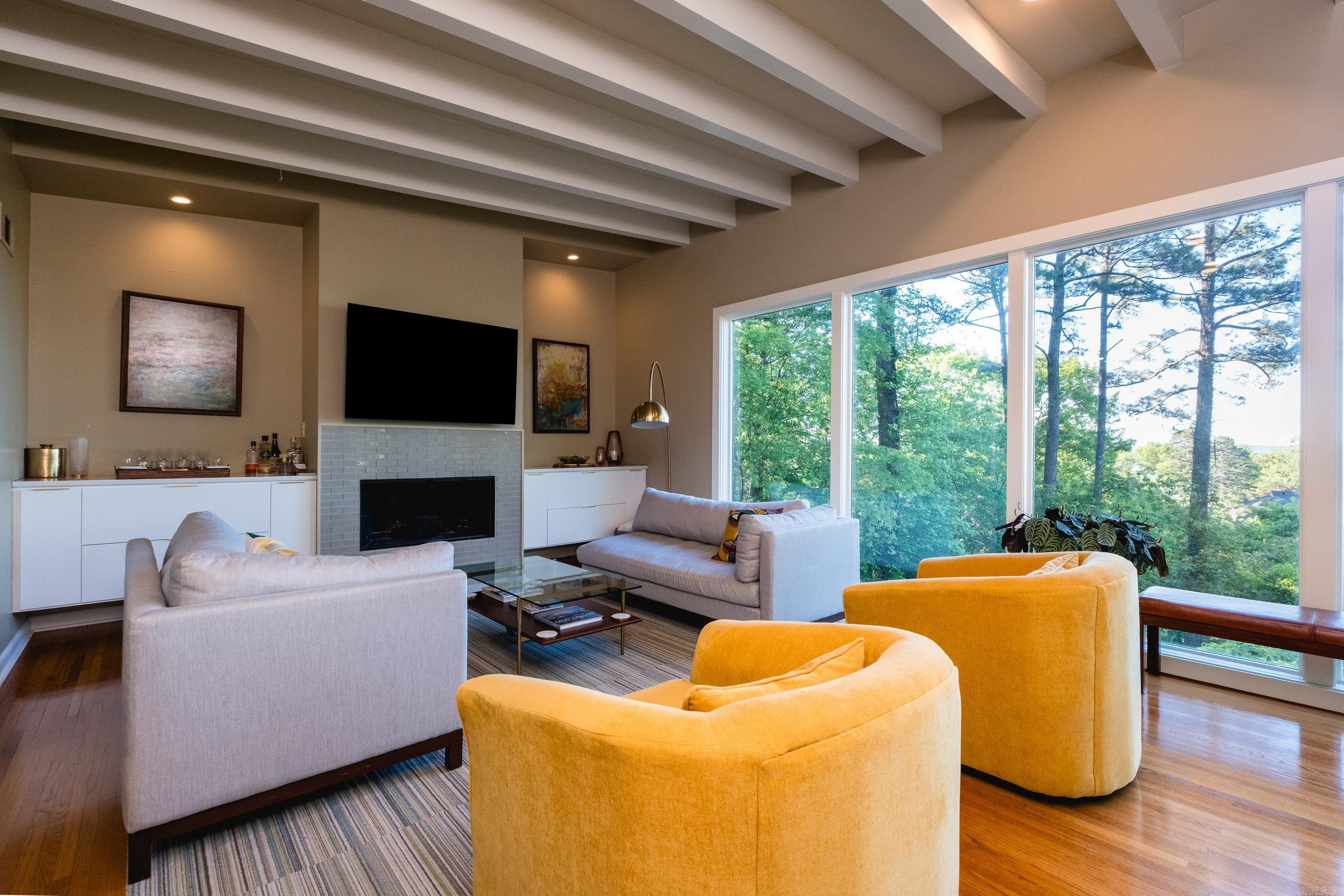 GRANDVIEW - Residential