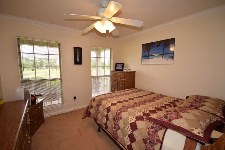 APACHE FLATS - Residential