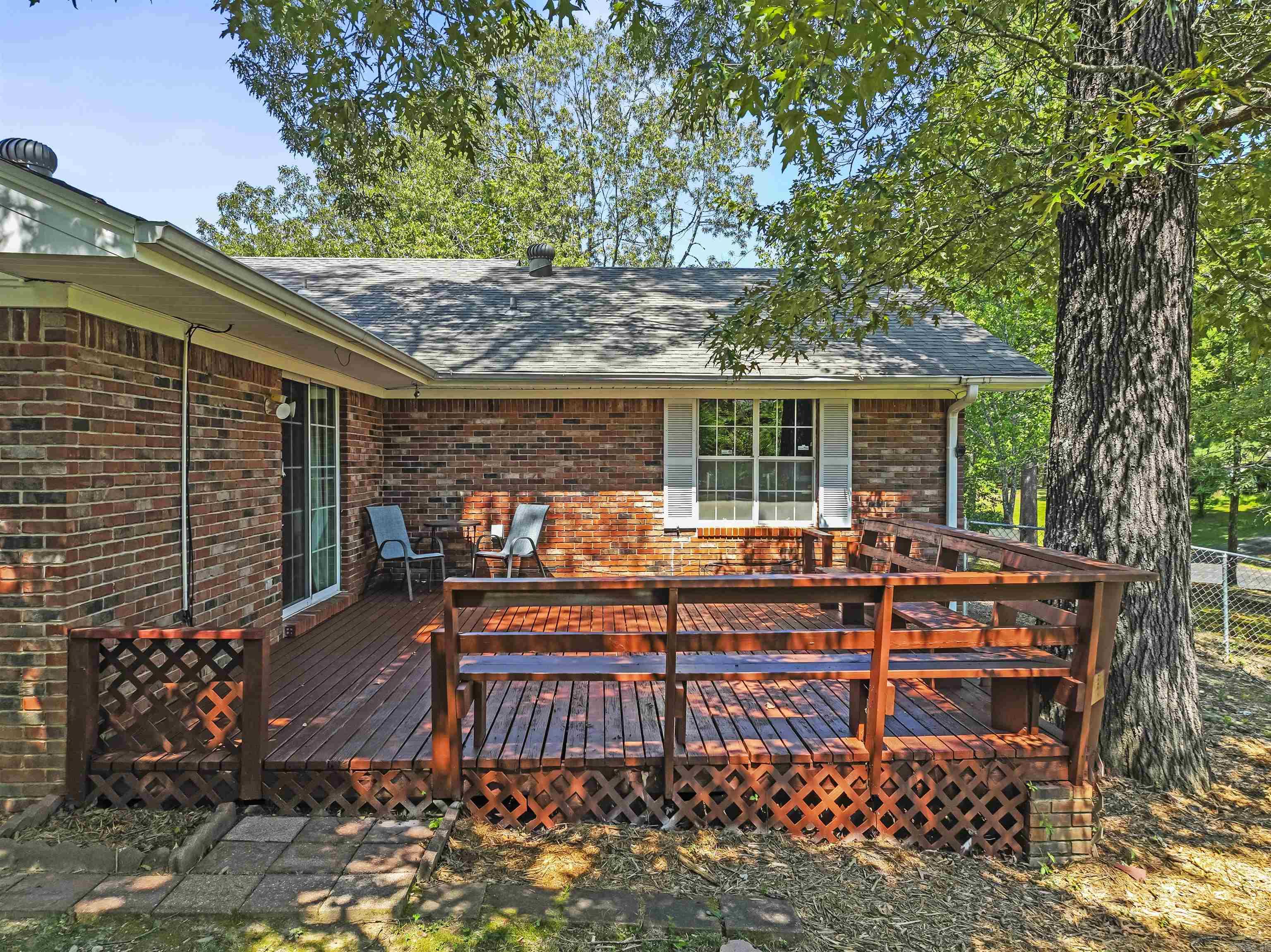 INDIAN HILLS ESTATES - Residential