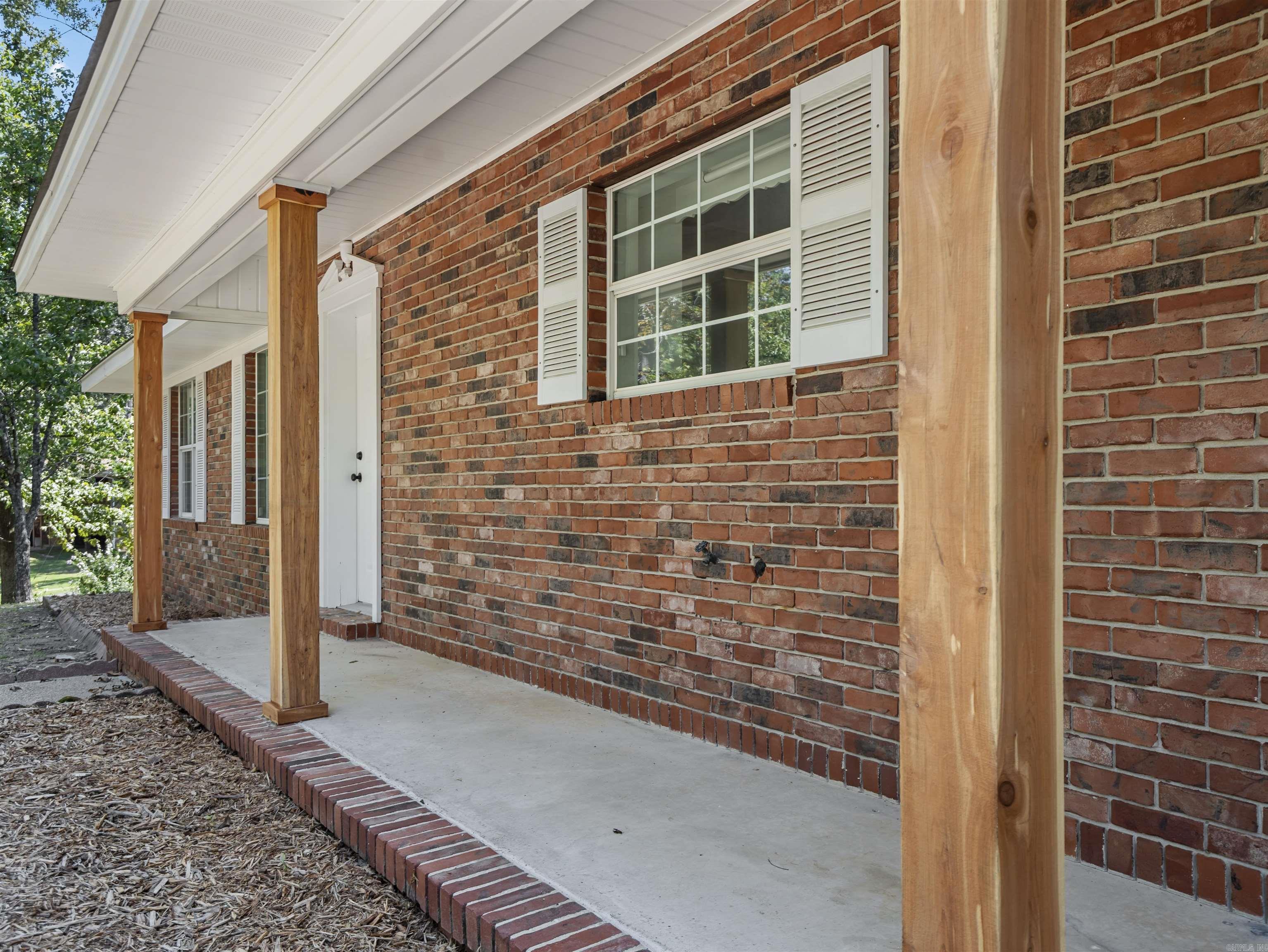 INDIAN HILLS ESTATES - Residential