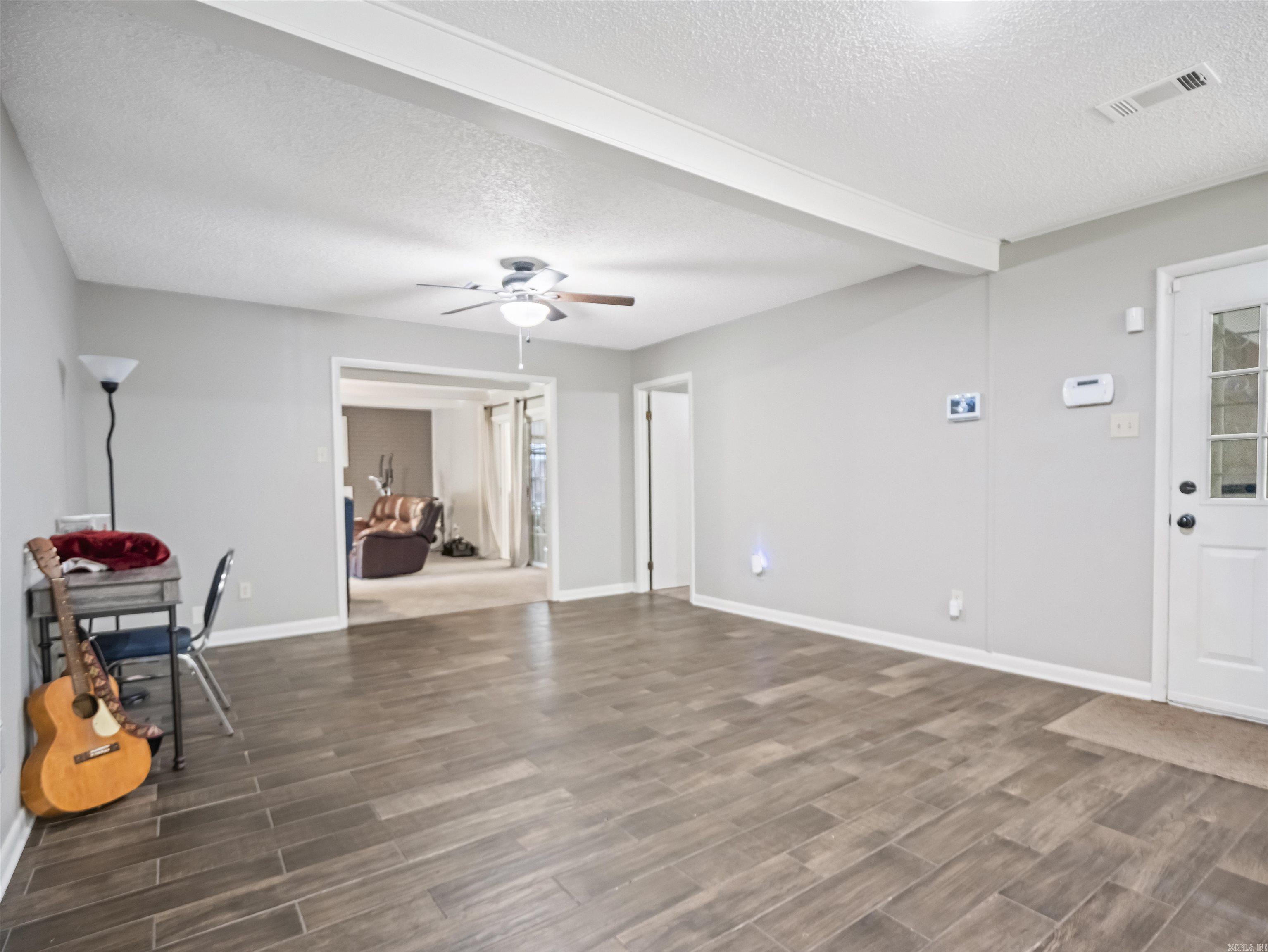 INDIAN HILLS ESTATES - Residential